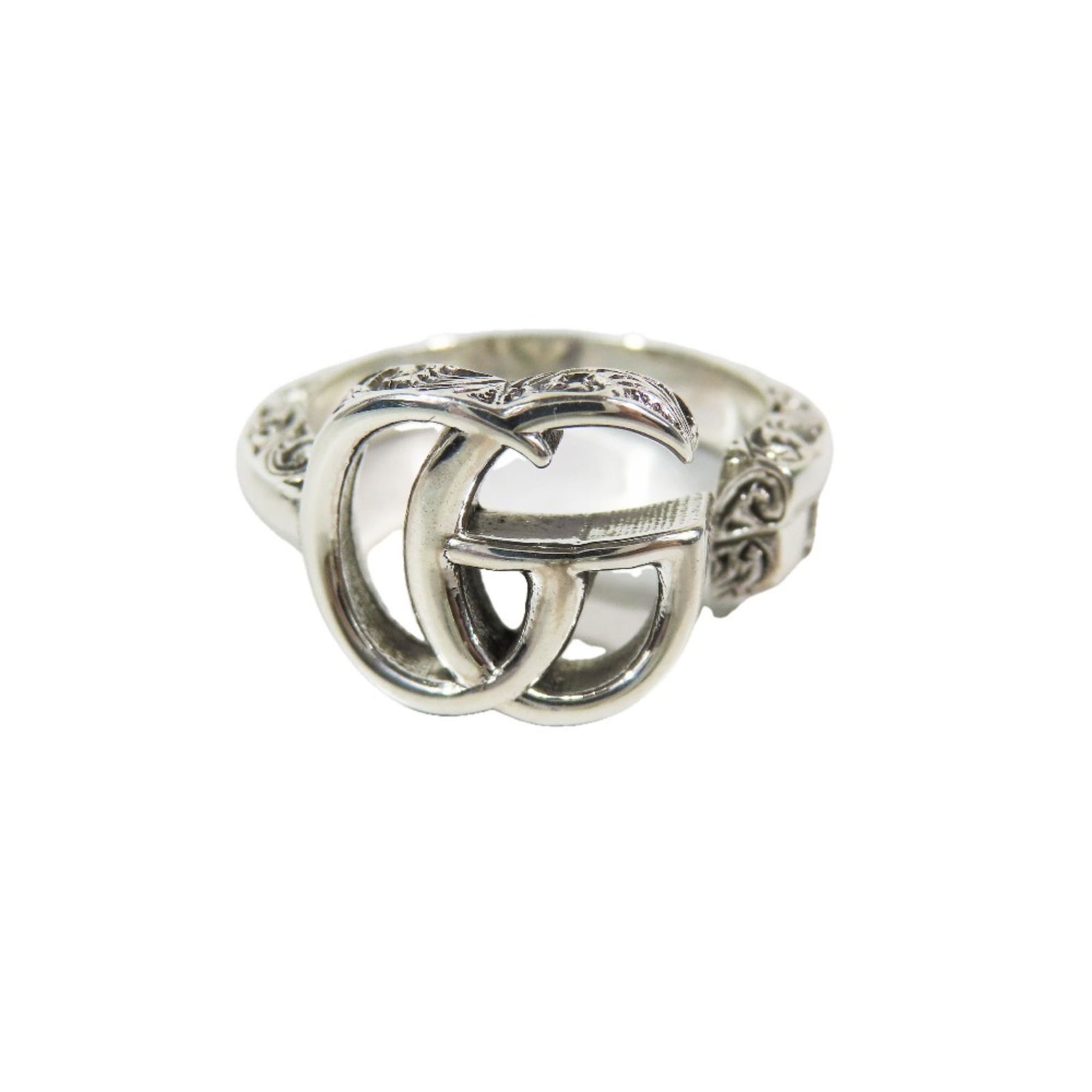 925 Gucci Band Ring Sterling Silver: 925 Gucci Band Ring Sterling Silver This listing features 925 Gucci Band Ring Sterling Silver. Item specifics are provided below. Item Specifics: Brand: Gucci Type: Band Ring Gender: Men,Women
