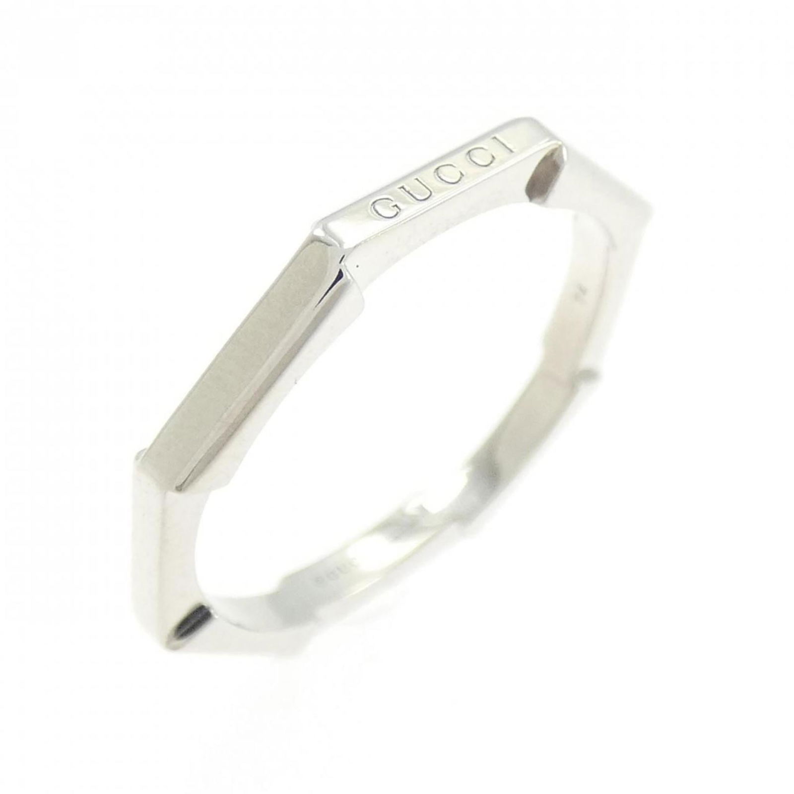 (18K) Gucci Band Ring White Gold: (18K) Gucci Band Ring White Gold This listing features (18K) Gucci Band Ring White Gold. Item specifics are provided below. Item Specifics: Brand: Gucci Type: Band Ring Gender: Women Material: White