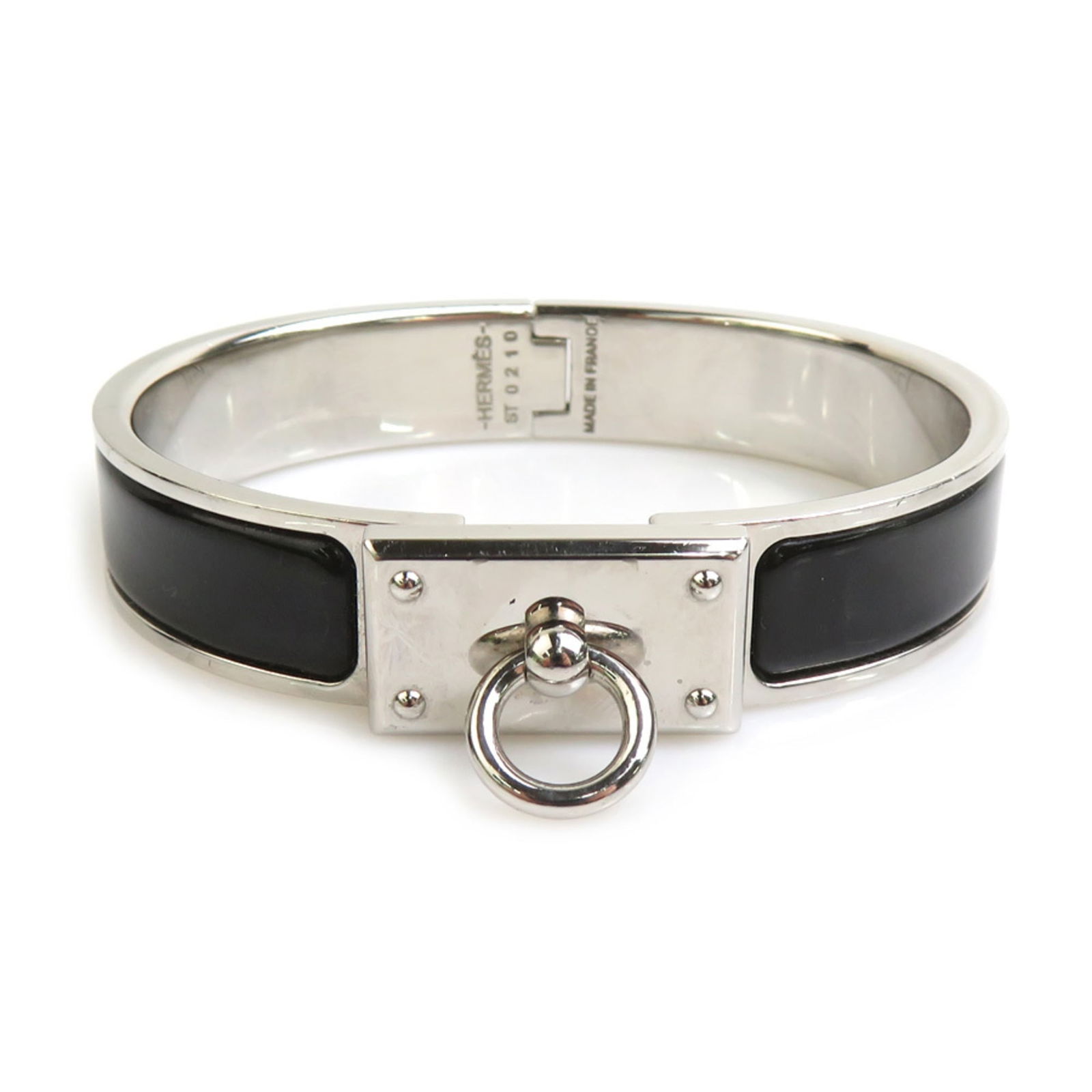 Metal - Hermes Bangle Enamel: Metal - Hermes Bangle Enamel This listing features Metal - Hermes Bangle Enamel. Item specifics are provided below. Item Specifics: Brand: Hermes Type: Bangle Gender: Women Material: Enamel, Metal Col