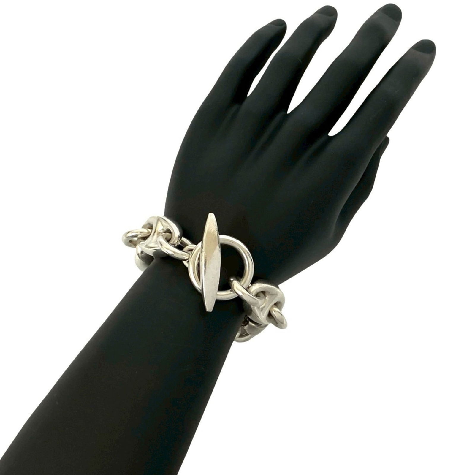 925 Hermes Charm Bracelet Silver: 925 Hermes Charm Bracelet Silver This listing features 925 Hermes Charm Bracelet Silver. Item specifics are provided below. Item Specifics: Brand: Hermes Type: Charm Bracelet Gender: Men Material: Sil