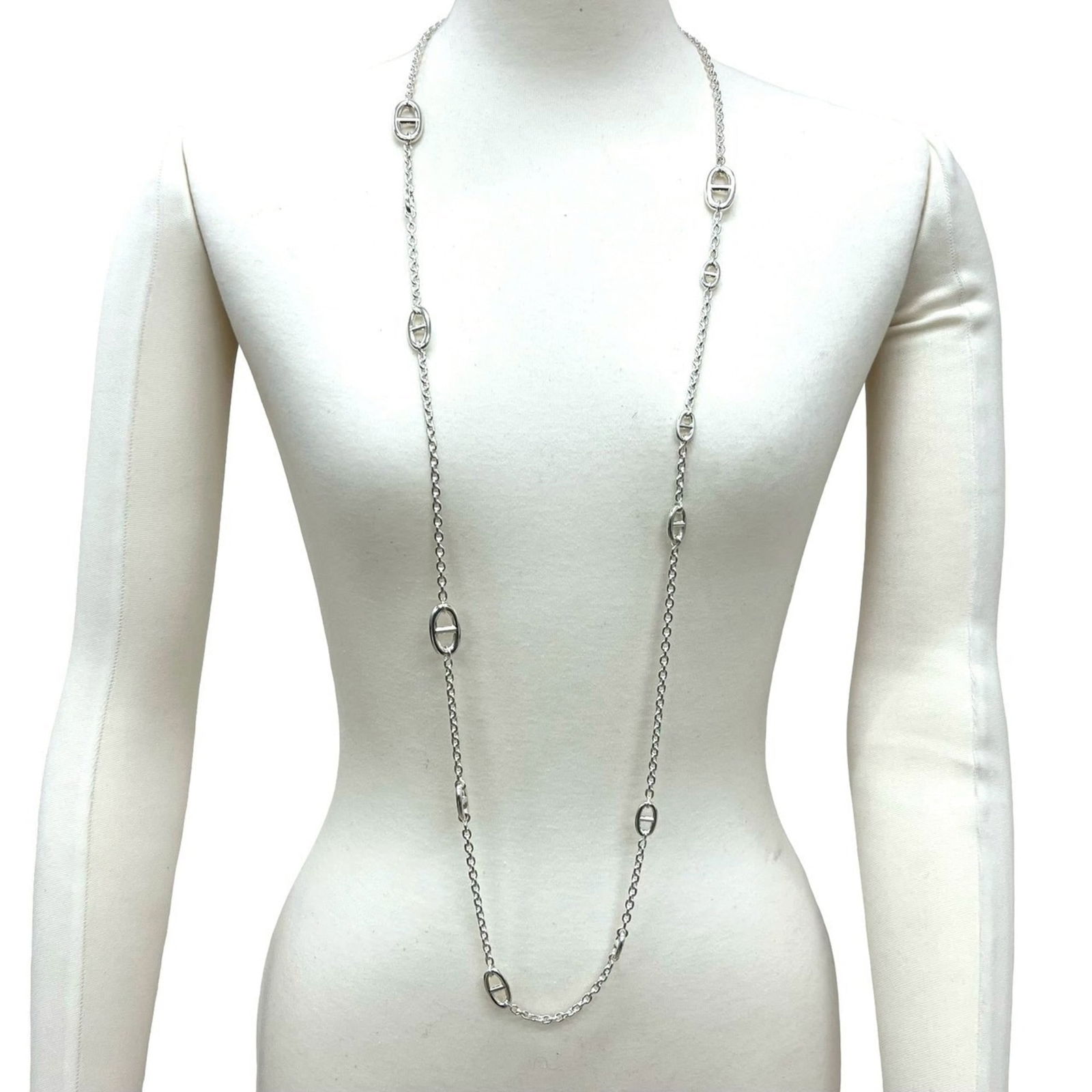 95127 - HERMES Chaine d'Ancre Farandole Necklace in 925 Sterling Silver with Chain: 95127 - HERMES Chaine d'Ancre Farandole Necklace in 925 Sterling Silver with Chain This listing features 95127 - HERMES Chaine d'Ancre Farandole Necklace in 925 Sterling Silver with Chain. Item