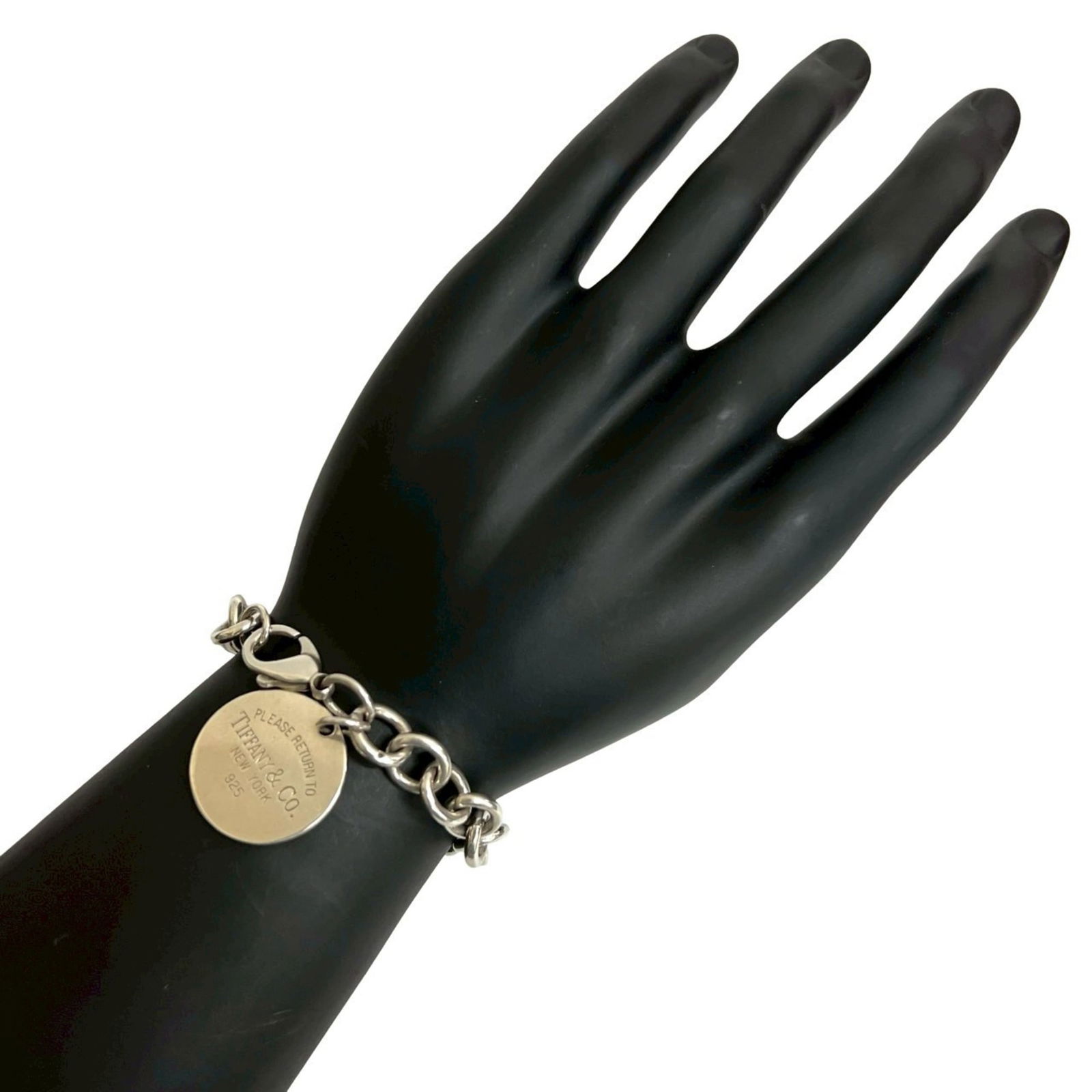 925 Tiffany Charm Bracelet Silver: 925 Tiffany Charm Bracelet Silver This listing features 925 Tiffany Charm Bracelet Silver. Item specifics are provided below. Item Specifics: Brand: Tiffany Type: Charm Bracelet Gender: Women Material