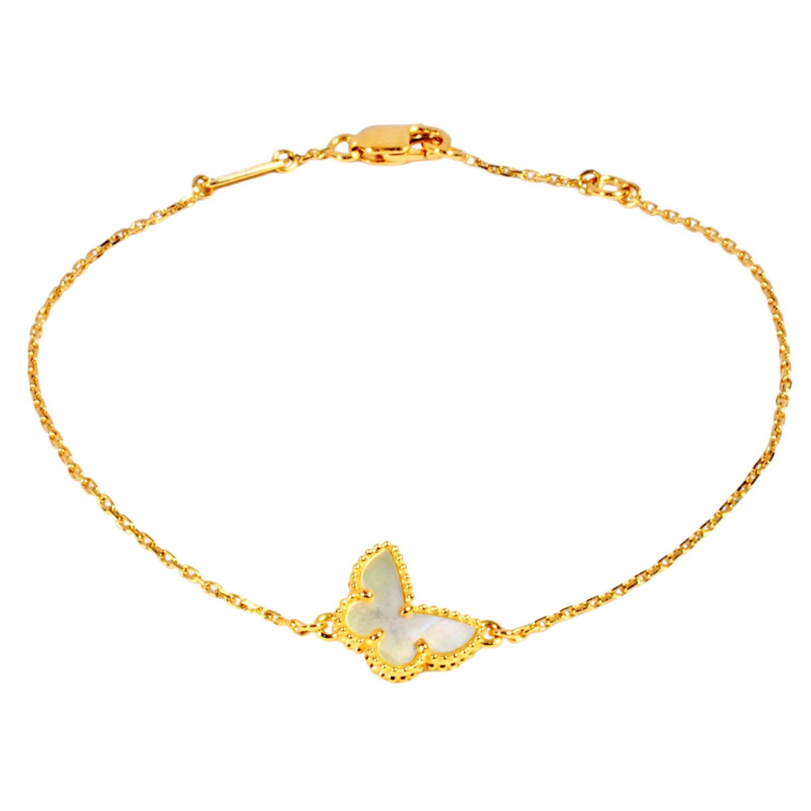 (18K) Van Cleef & Arpels Charm Bracelet Yellow Gold: (18K) Van Cleef & Arpels Charm Bracelet Yellow Gold This listing features (18K) Van Cleef & Arpels Charm Bracelet Yellow Gold. Item specifics are provided below. Item Specifics: Brand: Van Cleef &
