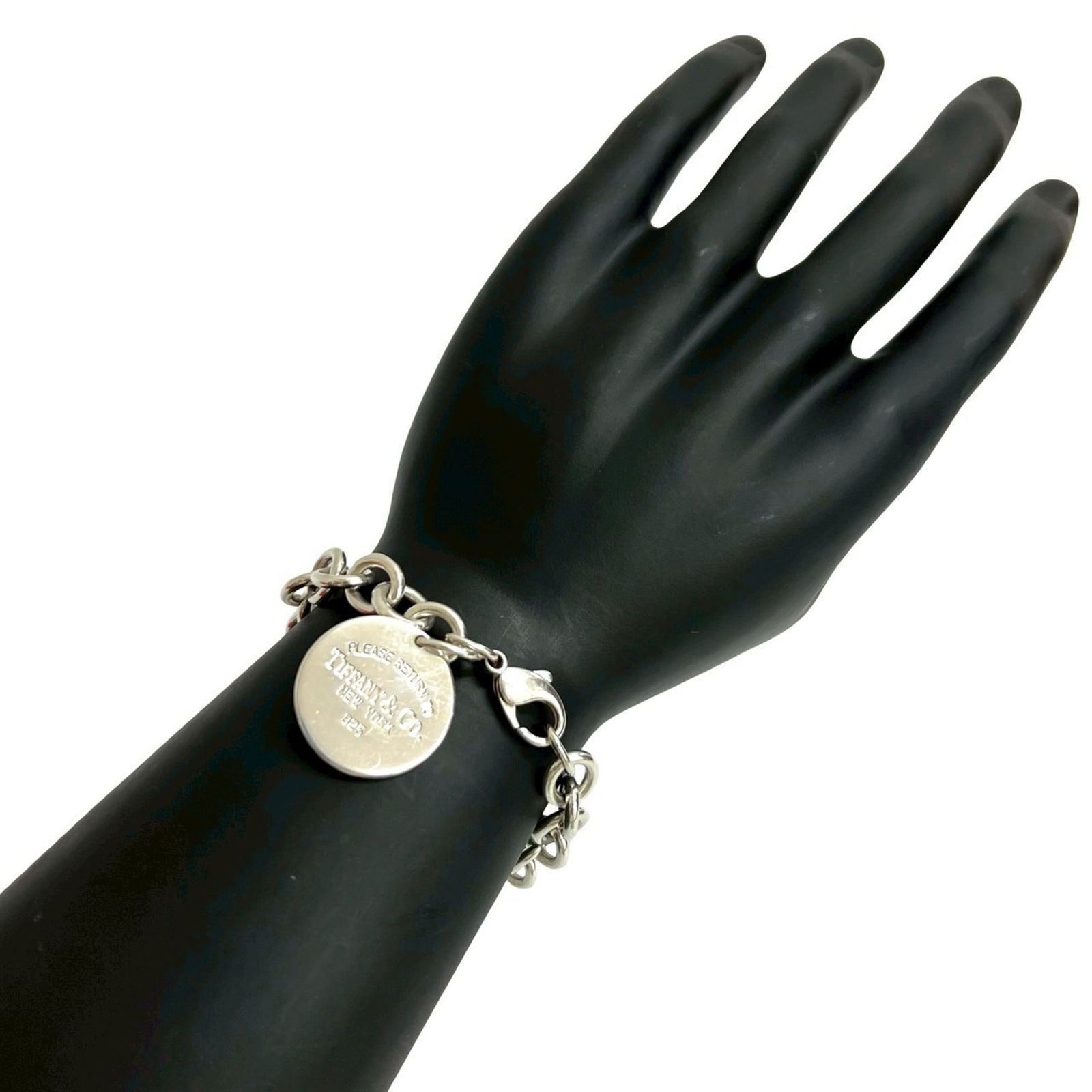 925 Tiffany Charm Bracelet Silver: 925 Tiffany Charm Bracelet Silver This listing features 925 Tiffany Charm Bracelet Silver. Item specifics are provided below. Item Specifics: Brand: Tiffany Type: Charm Bracelet Gender: Women Material