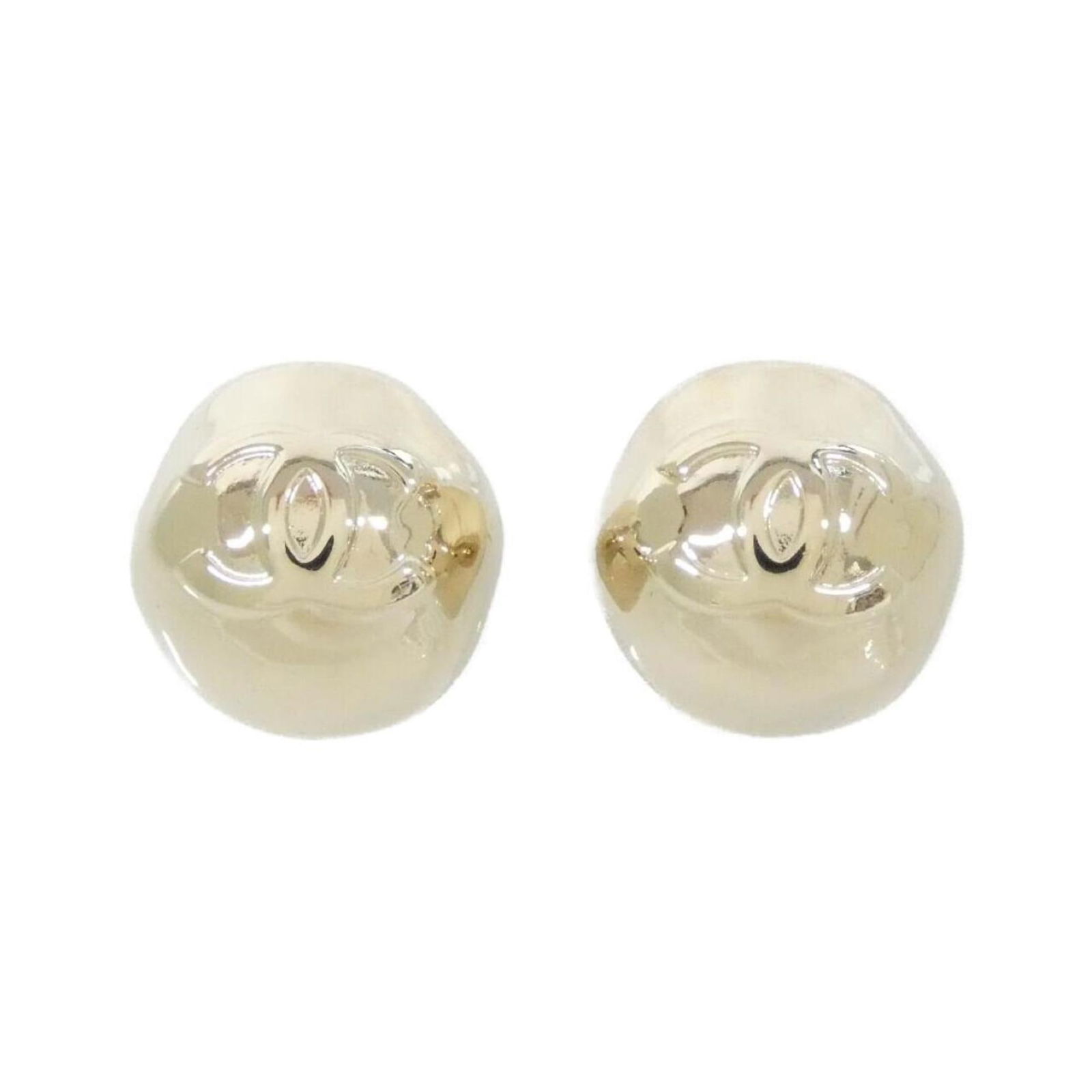 Earrings Chanel Stud: Earrings Chanel Stud This listing features Earrings Chanel Stud. Item specifics are provided below. Item Specifics: Brand: Chanel Type: Stud Earrings Gender: Women Color: Gold Size (Hxwxd): 15.00mm x