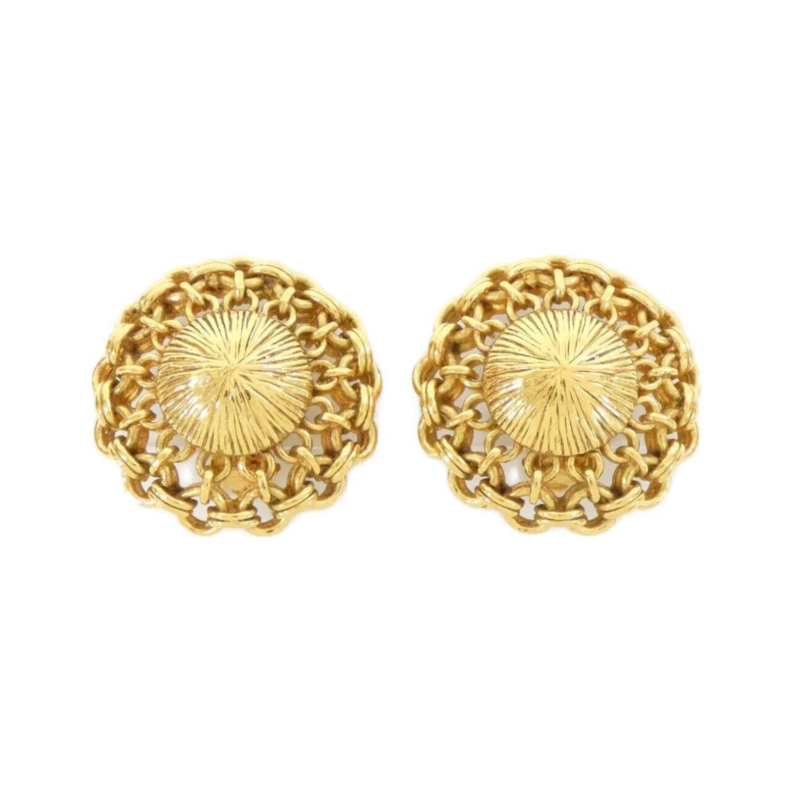 Earrings Chanel Clip: Earrings Chanel Clip This listing features Earrings Chanel Clip. Item specifics are provided below. Item Specifics: Brand: Chanel Type: Clip Earrings Gender: Women Color: Gold Size (Hxwxd): 33.00mm