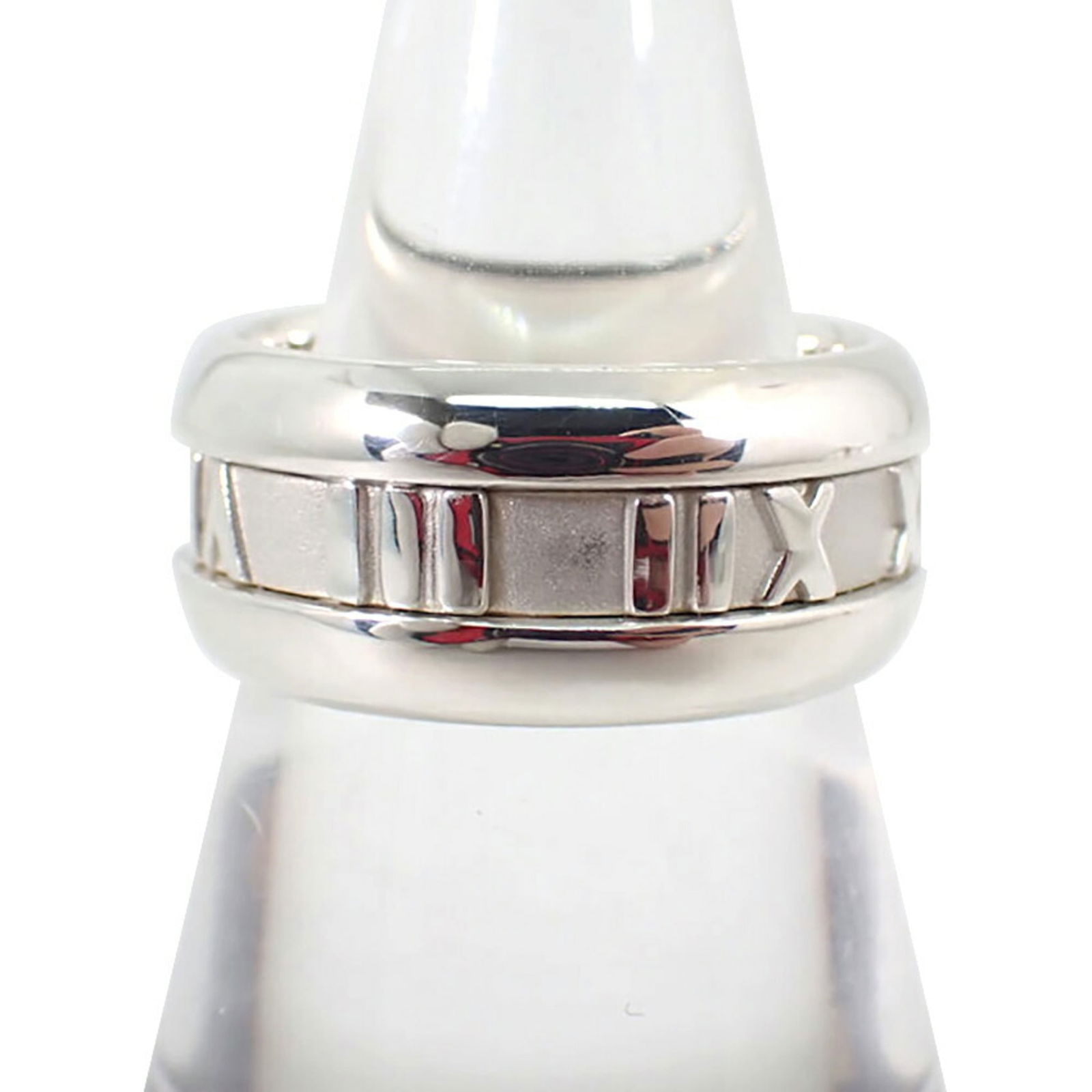 925 Tiffany Band Ring Sterling Silver: 925 Tiffany Band Ring Sterling Silver This listing features 925 Tiffany Band Ring Sterling Silver. Item specifics are provided below. Item Specifics: Brand: Tiffany Type: Band Ring Gender: Women