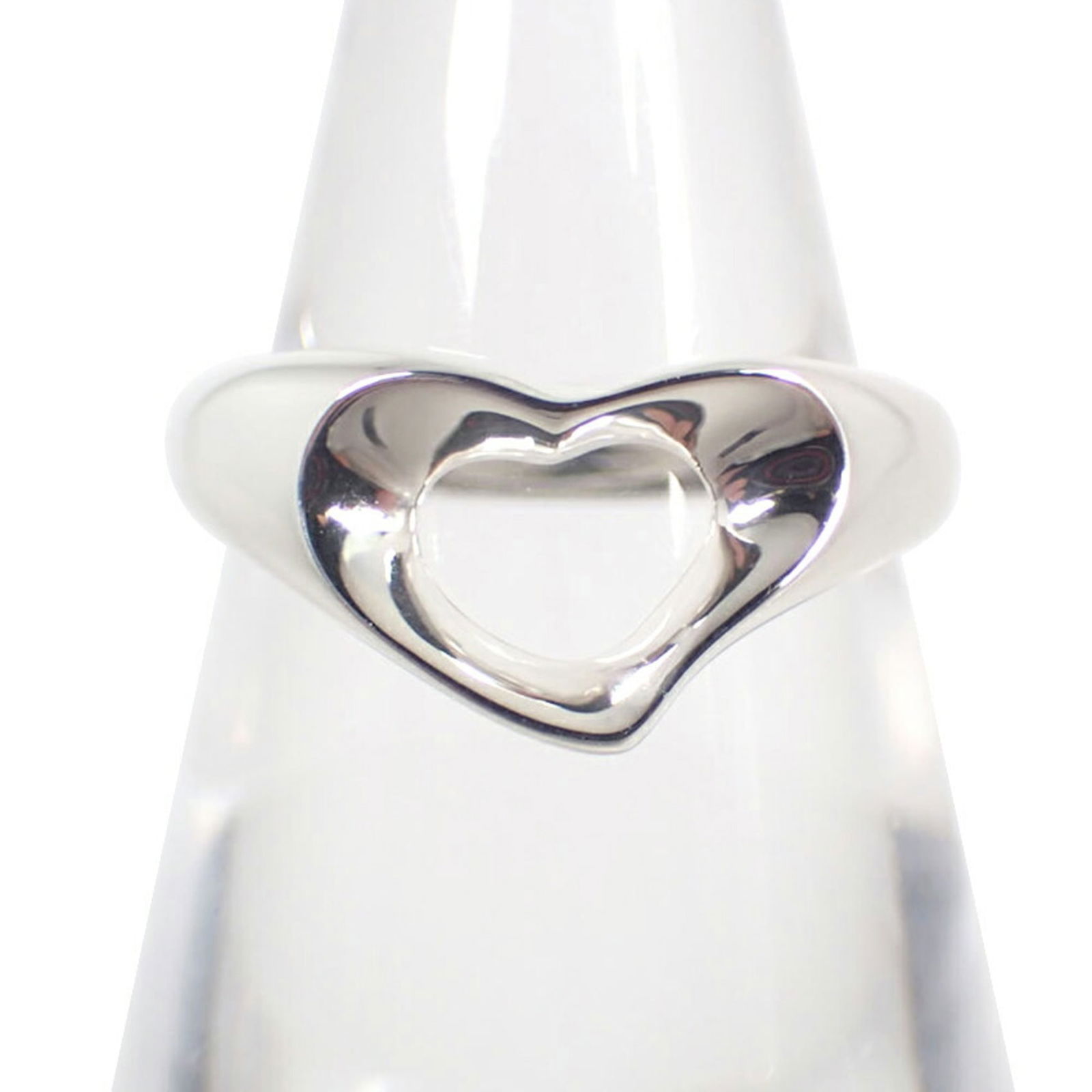 925 Tiffany Band Ring Sterling Silver: 925 Tiffany Band Ring Sterling Silver This listing features 925 Tiffany Band Ring Sterling Silver. Item specifics are provided below. Item Specifics: Brand: Tiffany Type: Band Ring Gender: Women