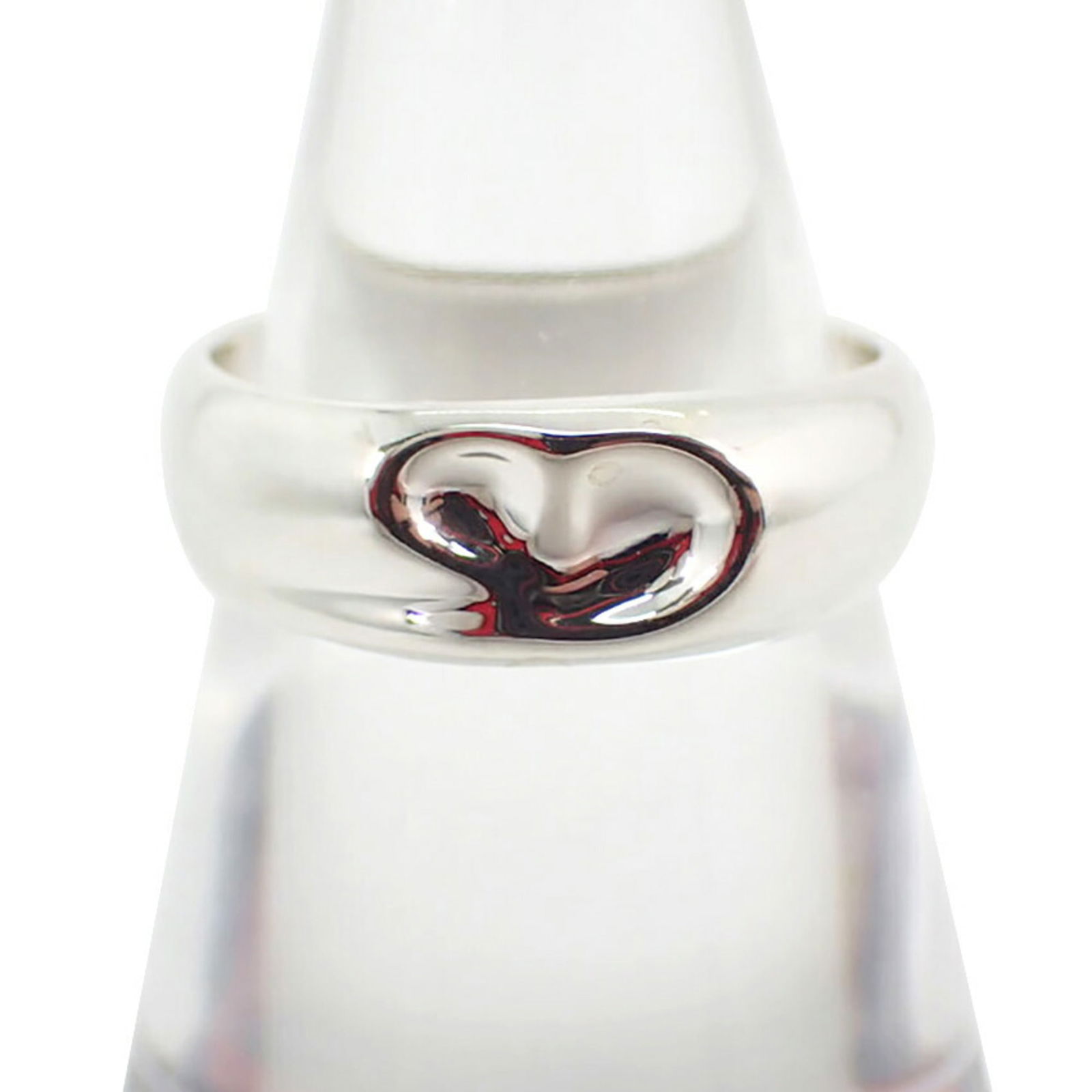 925 Tiffany Band Ring Sterling Silver: 925 Tiffany Band Ring Sterling Silver This listing features 925 Tiffany Band Ring Sterling Silver. Item specifics are provided below. Item Specifics: Brand: Tiffany Type: Band Ring Gender: Women