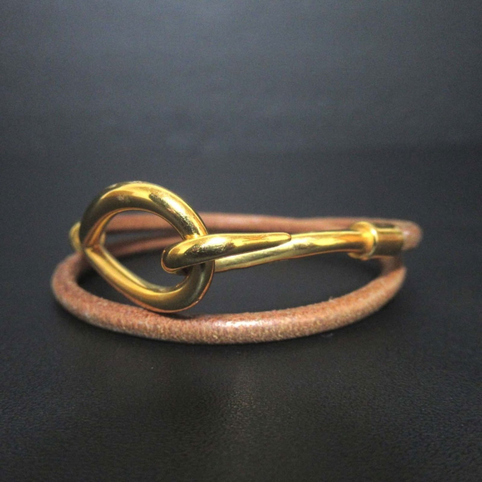 Bracelet Hermes Charm: Bracelet Hermes Charm This listing features Bracelet Hermes Charm. Item specifics are provided below. Item Specifics: Brand: Hermes Type: Charm Bracelet Gender: Women Color: Brown, Gold Length: 16.5cm