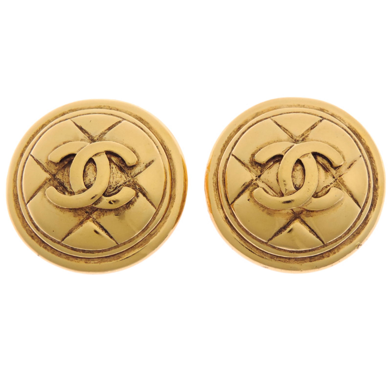 Plating Chanel Clip Earrings Gold: Plating Chanel Clip Earrings Gold This listing features Plating Chanel Clip Earrings Gold. Item specifics are provided below. Item Specifics: Brand: Chanel Type: Clip Earrings Gender: Women Material: