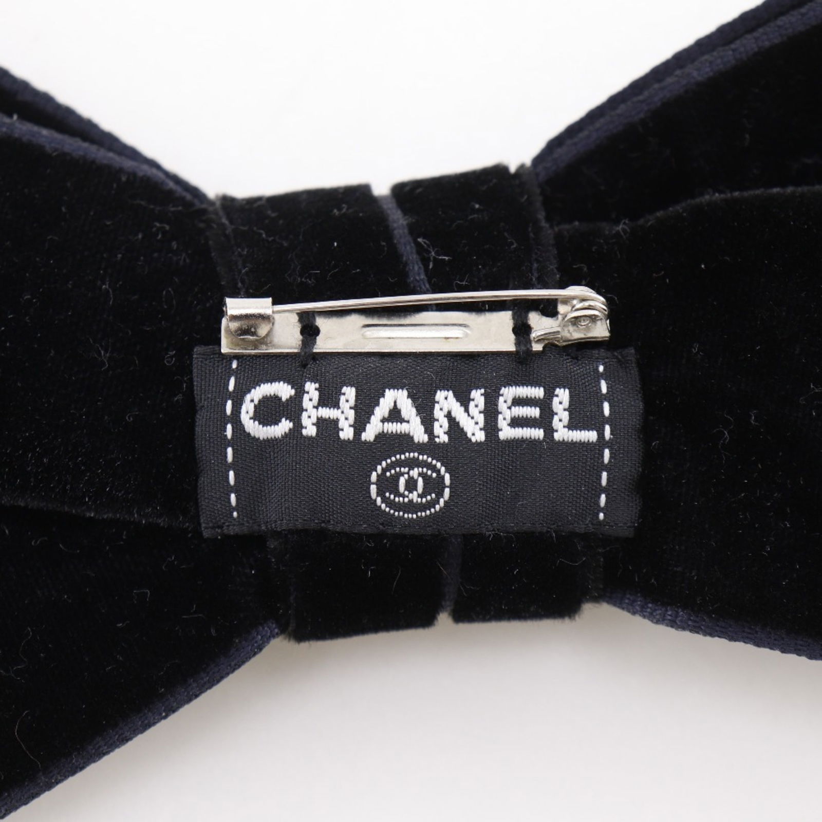 Leather Chanel Brooch - 6