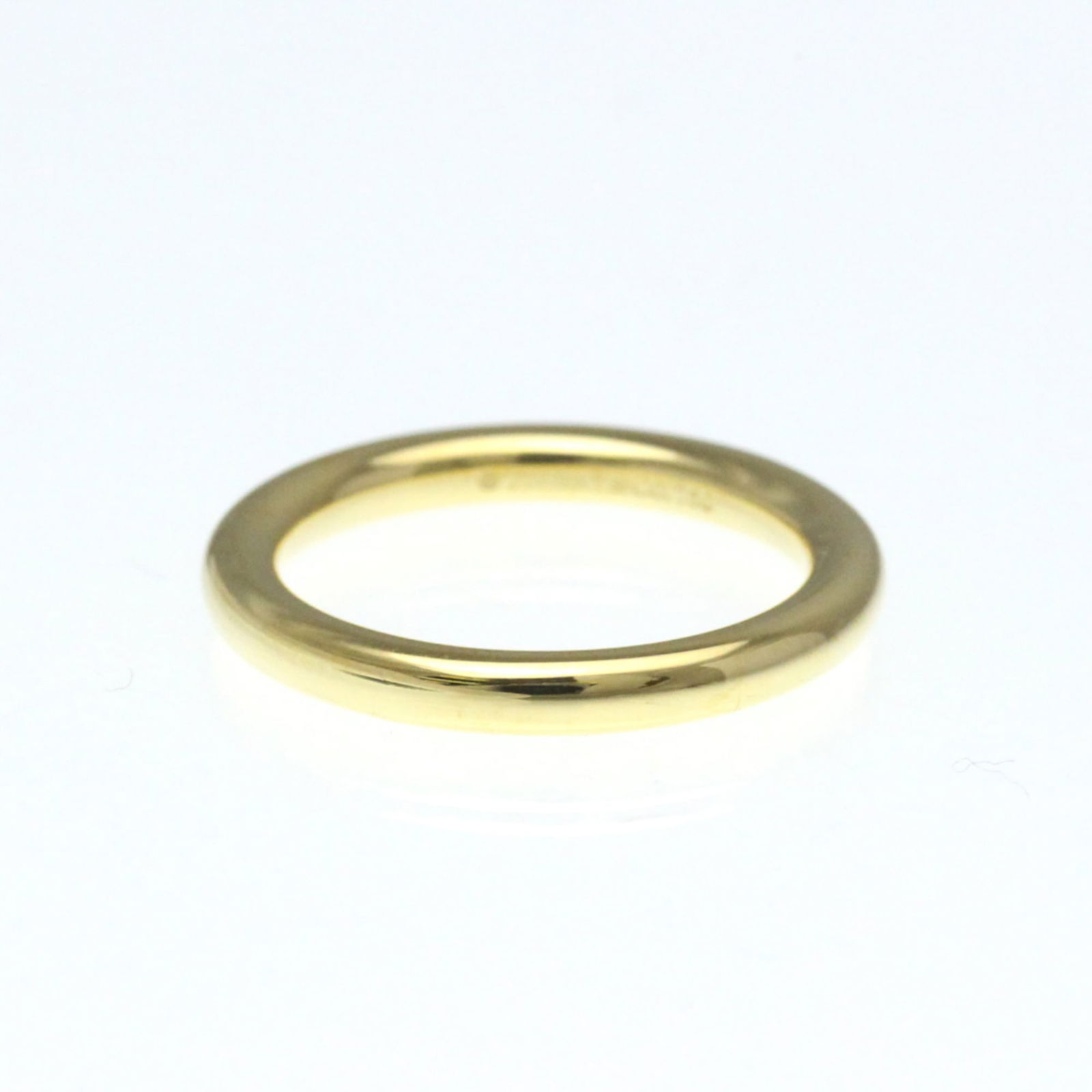 (18K) Tiffany Wedding Ring Yellow Gold: (18K) Tiffany Wedding Ring Yellow Gold This listing features (18K) Tiffany Wedding Ring Yellow Gold. Item specifics are provided below. Item Specifics: Brand: Tiffany Type: Wedding Ring Style: Fashion