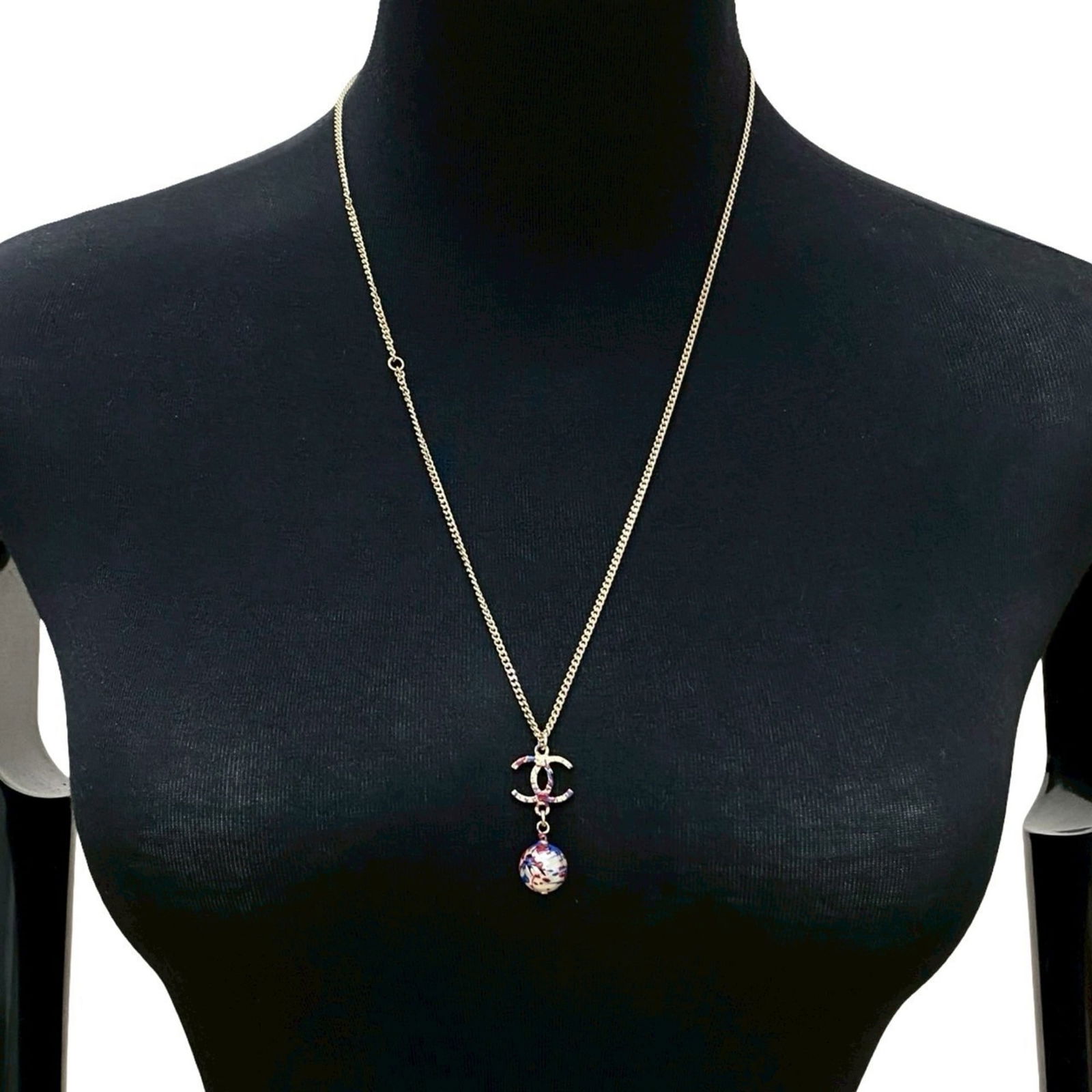 83242 CHANEL Coco Mark GP Faux Pearl Paint Chain Necklace Pendant Gold (1 of 4)