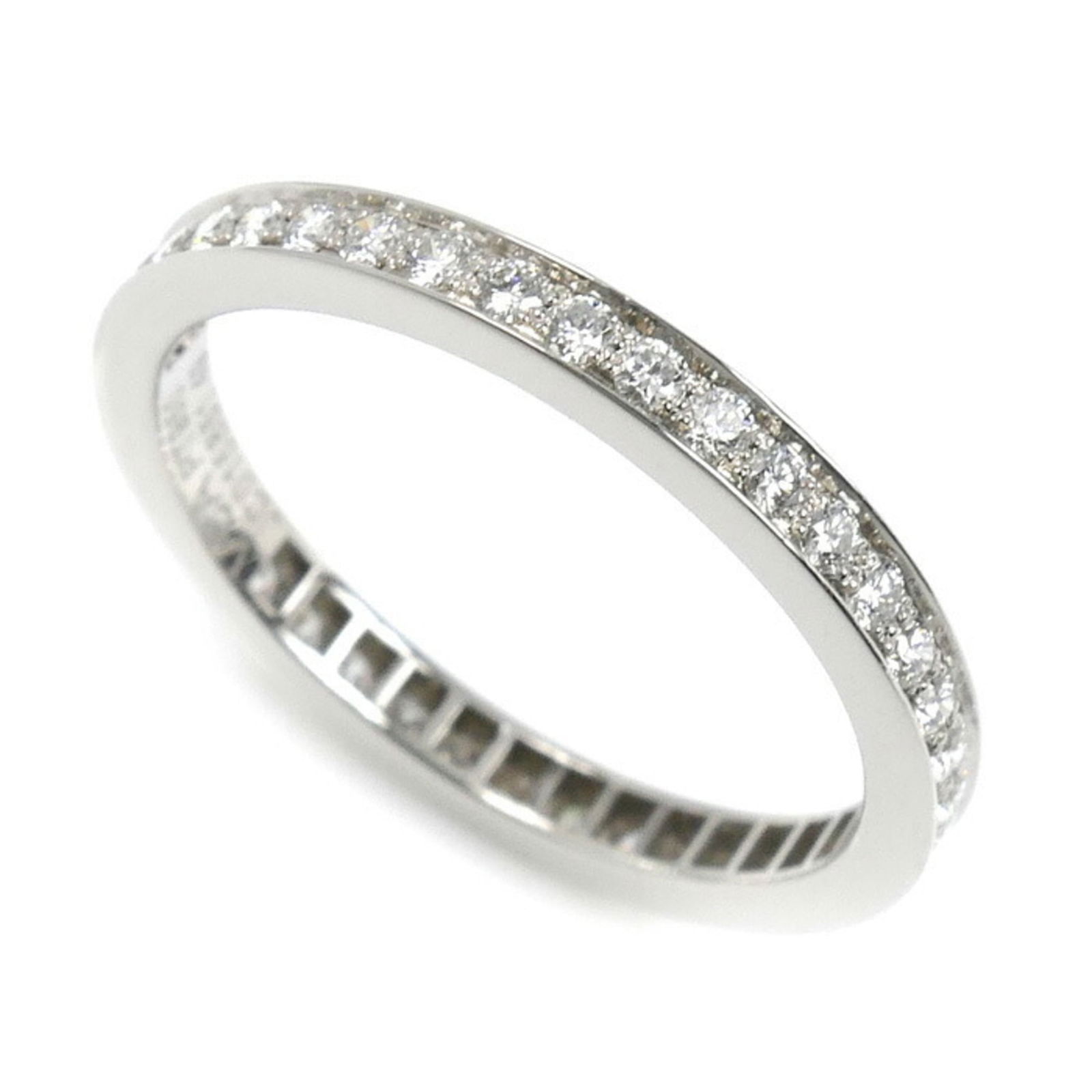 950 Van Cleef & Arpels Band Ring Platinum: 950 Van Cleef & Arpels Band Ring Platinum This listing features 950 Van Cleef & Arpels Band Ring Platinum. Item specifics are provided below. Item Specifics: Brand: Van Cleef & Arpels Type: Band