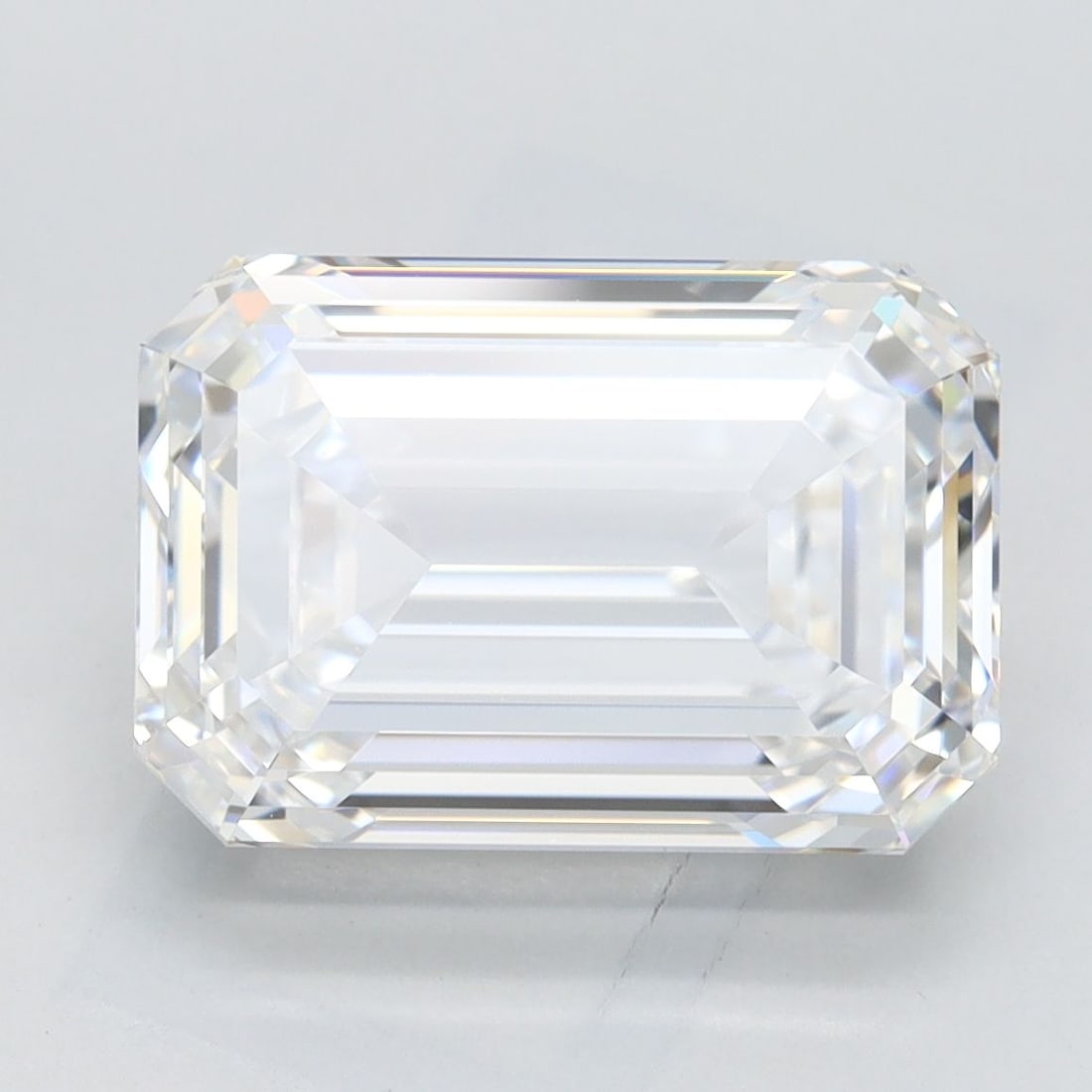 Loose Lab Diamond - GIA Emerald 4.11ct E FL: Loose Lab Diamond - GIA Emerald 4.11ct E FL This listing features Loose Lab Diamond - GIA Emerald 4.11ct E FL. Item specifics are provided below. Item Specifics: Source: This Is A Real Diamond Grown