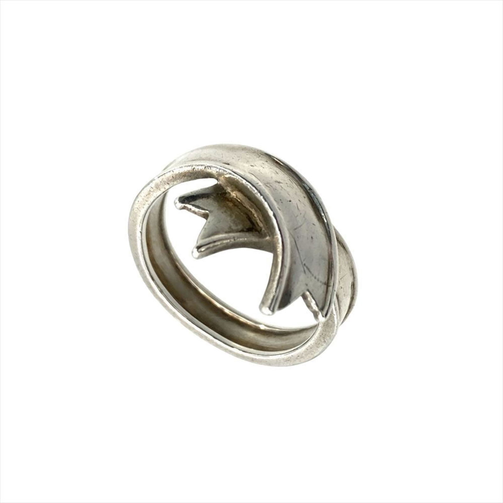 Silver Tiffany Band Ring: Silver Tiffany Band Ring This listing features Silver Tiffany Band Ring. Item specifics are provided below. Item Specifics: Brand: Tiffany Type: Band Ring Gender: Women Color: Silver Material: