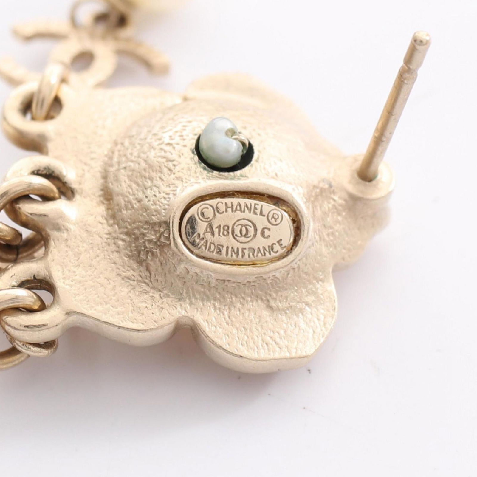 Plating Chanel Stud Earrings Gold - 3