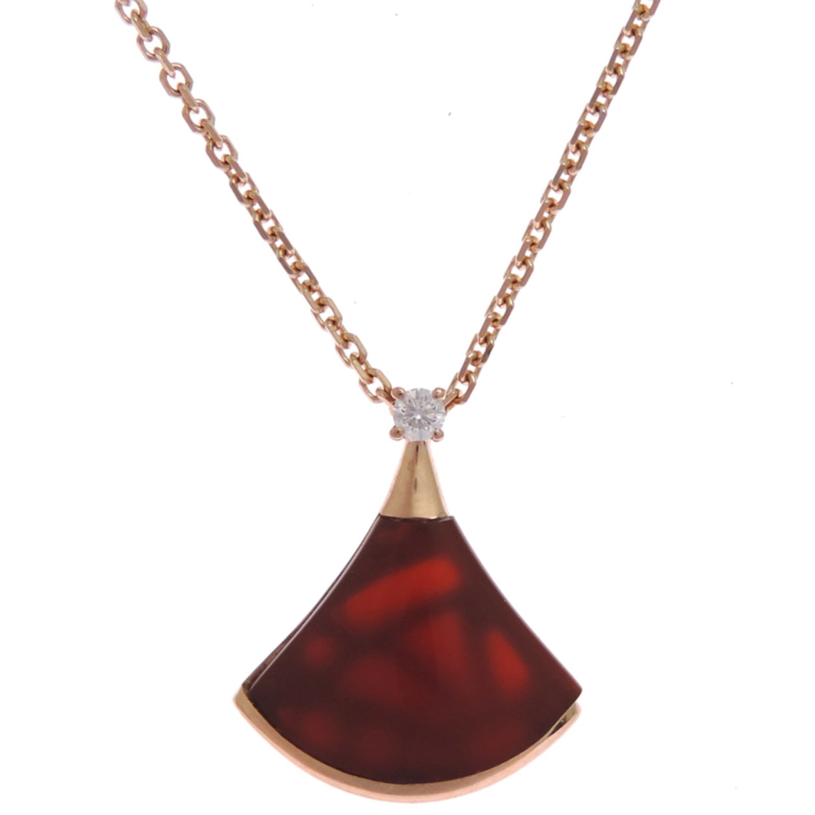 Red Bvlgari Diva's Dream Carnelian and Diamond Women's Necklace 350583 in 750 Pink Gold: Red Bvlgari Diva's Dream Carnelian and Diamond Women's Necklace 350583 in 750 Pink Gold This listing features Red Bvlgari Diva's Dream Carnelian and Diamond Women's Necklace 350583 in 750 Pink Gold.