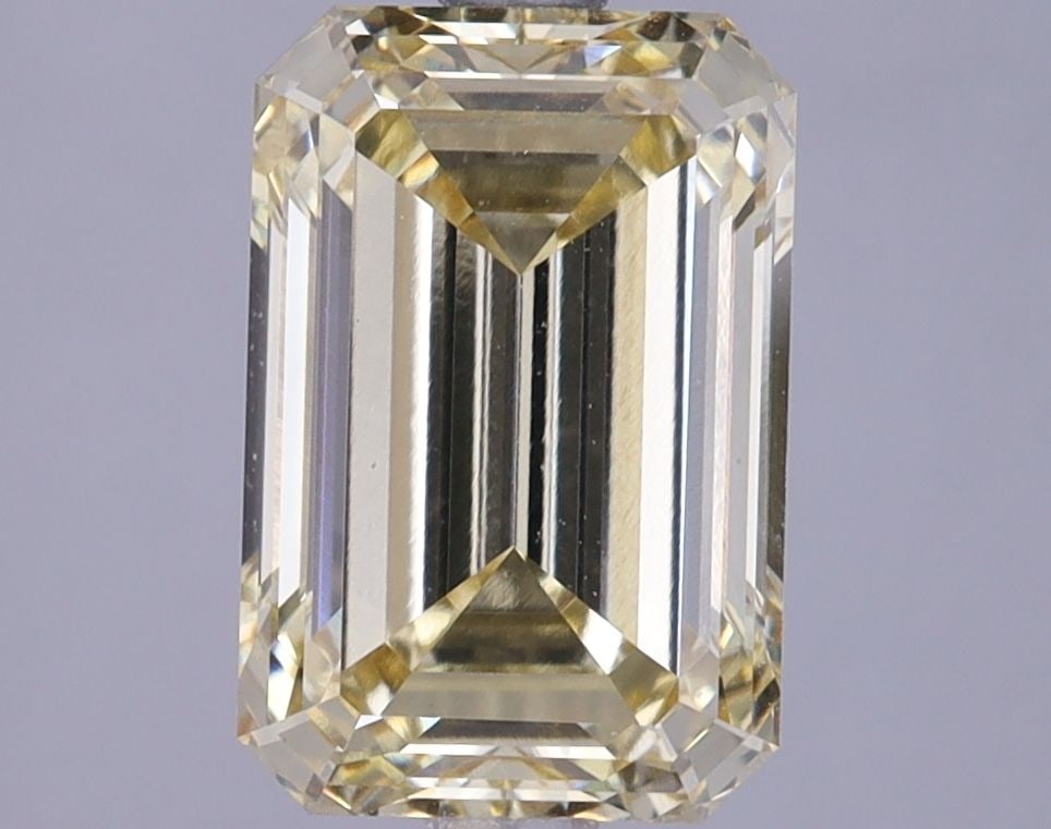 Loose Lab Diamond - IGI Emerald 3.14ct Fancy Yellow VVS2: Loose Lab Diamond - IGI Emerald 3.14ct Fancy Yellow VVS2 This listing features Loose Lab Diamond - IGI Emerald 3.14ct Fancy Yellow VVS2. Item specifics are provided below. Item Specifics: Source: