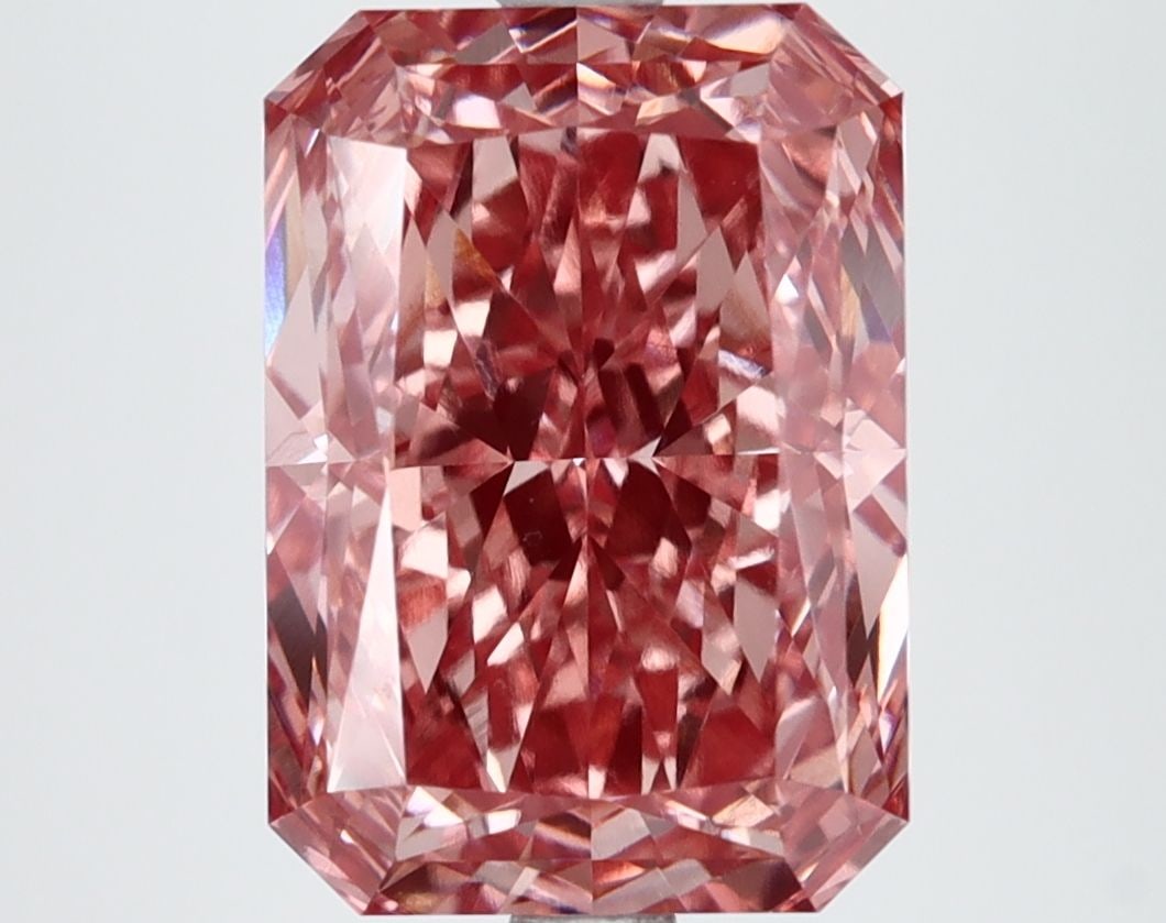 Loose Lab Diamond - IGI Radiant 5.05ct Fancy Vivid Pink VVS2: Loose Lab Diamond - IGI Radiant 5.05ct Fancy Vivid Pink VVS2 This listing features Loose Lab Diamond - IGI Radiant 5.05ct Fancy Vivid Pink VVS2. Item specifics are provided below. Item Specifics: