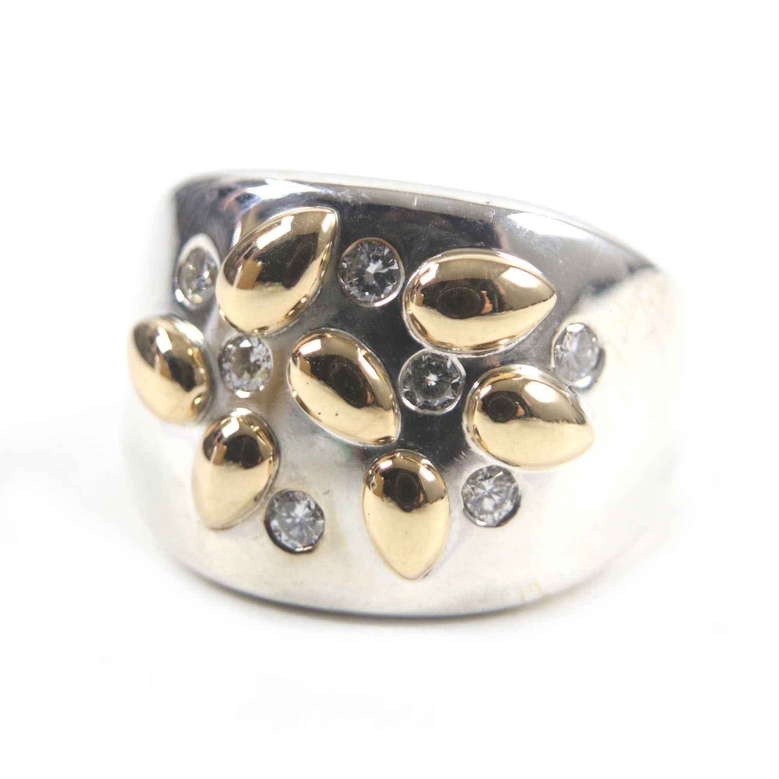 Ring Hermes Band: Ring Hermes Band This listing features Ring Hermes Band. Item specifics are provided below. Item Specifics: Brand: Hermes Type: Band Ring Gender: Men Metal: Gold, Silver Metal Purity: 18K, Silver925