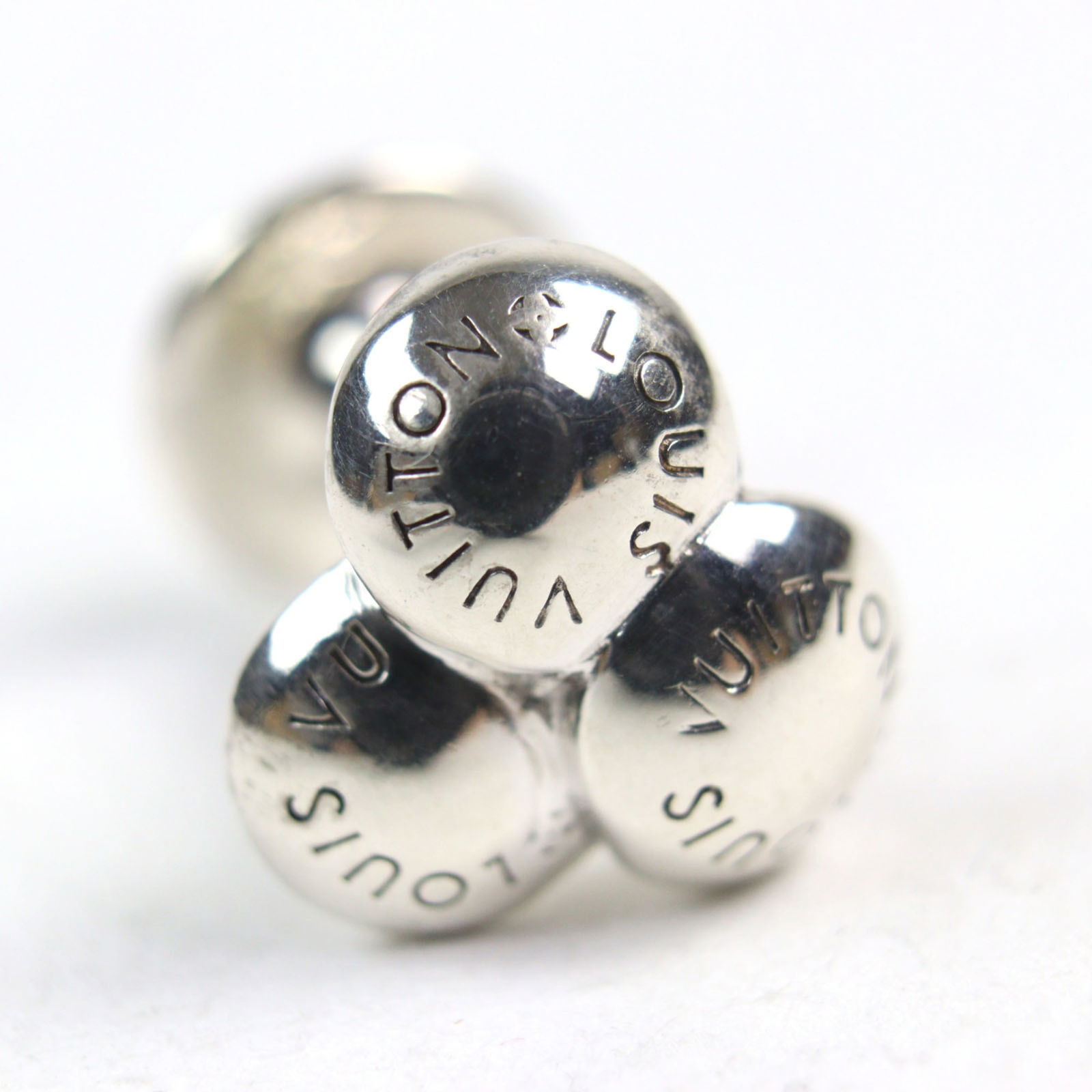 925 Louis Vuitton Stud/ Button Silver - 8