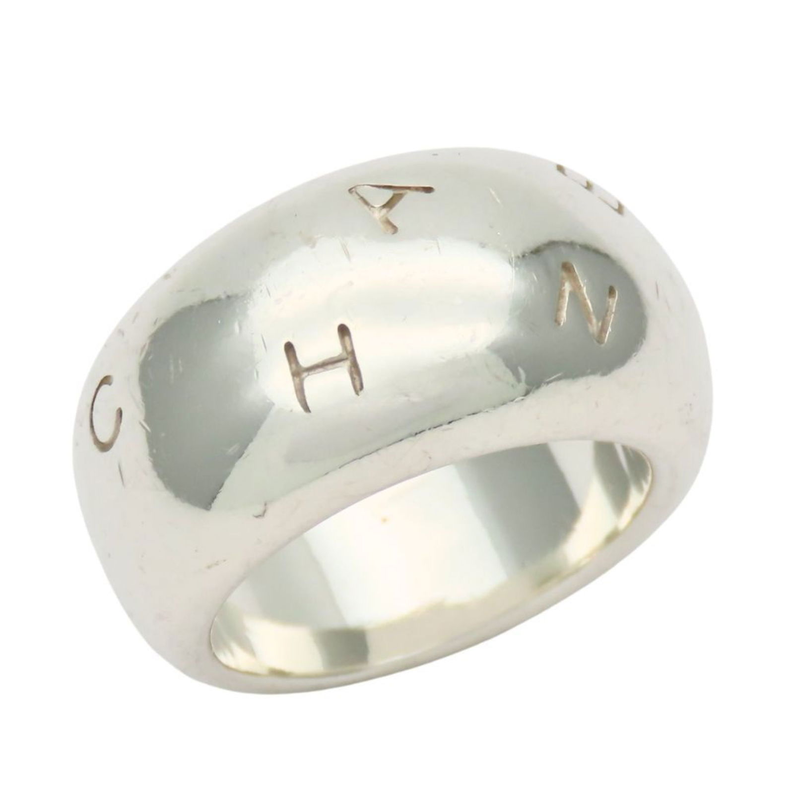 925 Chanel Band Ring Silver: 925 Chanel Band Ring Silver This listing features 925 Chanel Band Ring Silver. Item specifics are provided below. Item Specifics: Brand: Chanel Type: Band Ring Gender: Women Color: Silver Material: