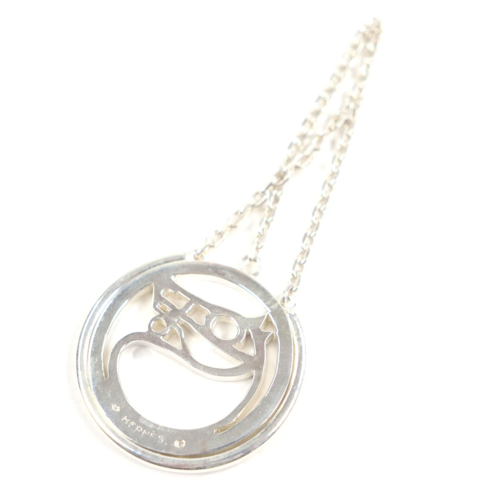 Metal Hermes Handbag Charm: Metal Hermes Handbag Charm This listing features Metal Hermes Handbag Charm. Item specifics are provided below. Item Specifics: Brand: Hermes Type: Handbag Charm Gender: Men,Women Material: Metal