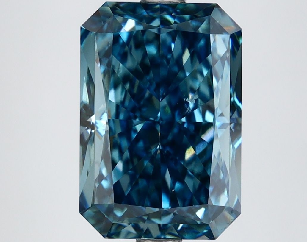 Loose Lab Diamond - IGI Radiant 4.07ct Fancy Vivid Blue VVS2: Loose Lab Diamond - IGI Radiant 4.07ct Fancy Vivid Blue VVS2 This listing features Loose Lab Diamond - IGI Radiant 4.07ct Fancy Vivid Blue VVS2. Item specifics are provided below. Item Specifics: