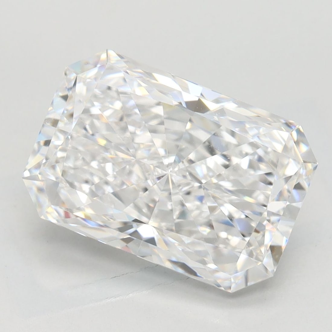 Loose Lab Diamond - GIA Radiant 3.57ct D IF: Loose Lab Diamond - GIA Radiant 3.57ct D IF This listing features Loose Lab Diamond - GIA Radiant 3.57ct D IF. Item specifics are provided below. Item Specifics: Source: This Is A Real Diamond Grown