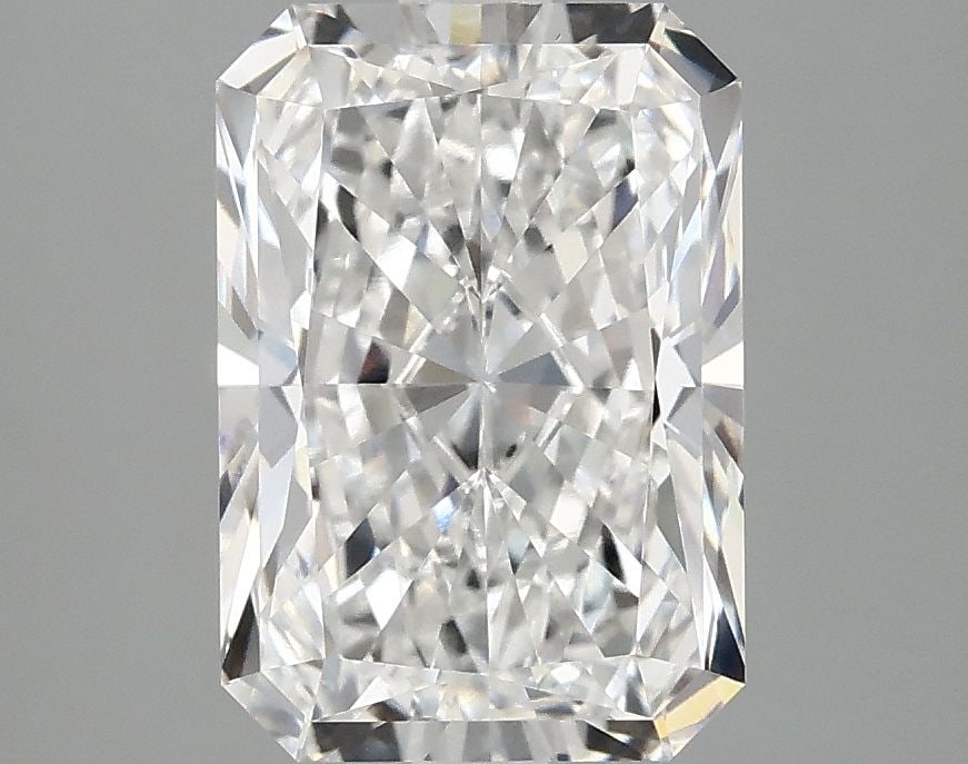 Loose Lab Diamond - IGI Radiant 3.04ct E VVS2: Loose Lab Diamond - IGI Radiant 3.04ct E VVS2 This listing features Loose Lab Diamond - IGI Radiant 3.04ct E VVS2. Item specifics are provided below. Item Specifics: Source: This Is A Real Diamond