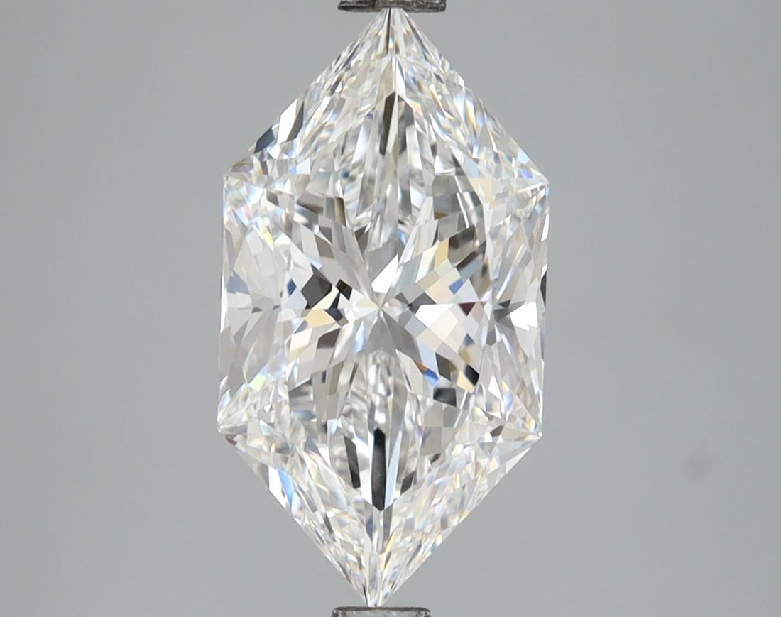 Loose Lab Diamond - IGI Hexagonal 2.99ct E VVS2: Loose Lab Diamond - IGI Hexagonal 2.99ct E VVS2 This listing features Loose Lab Diamond - IGI Hexagonal 2.99ct E VVS2. Item specifics are provided below. Item Specifics: Source: This Is A Real Diamond