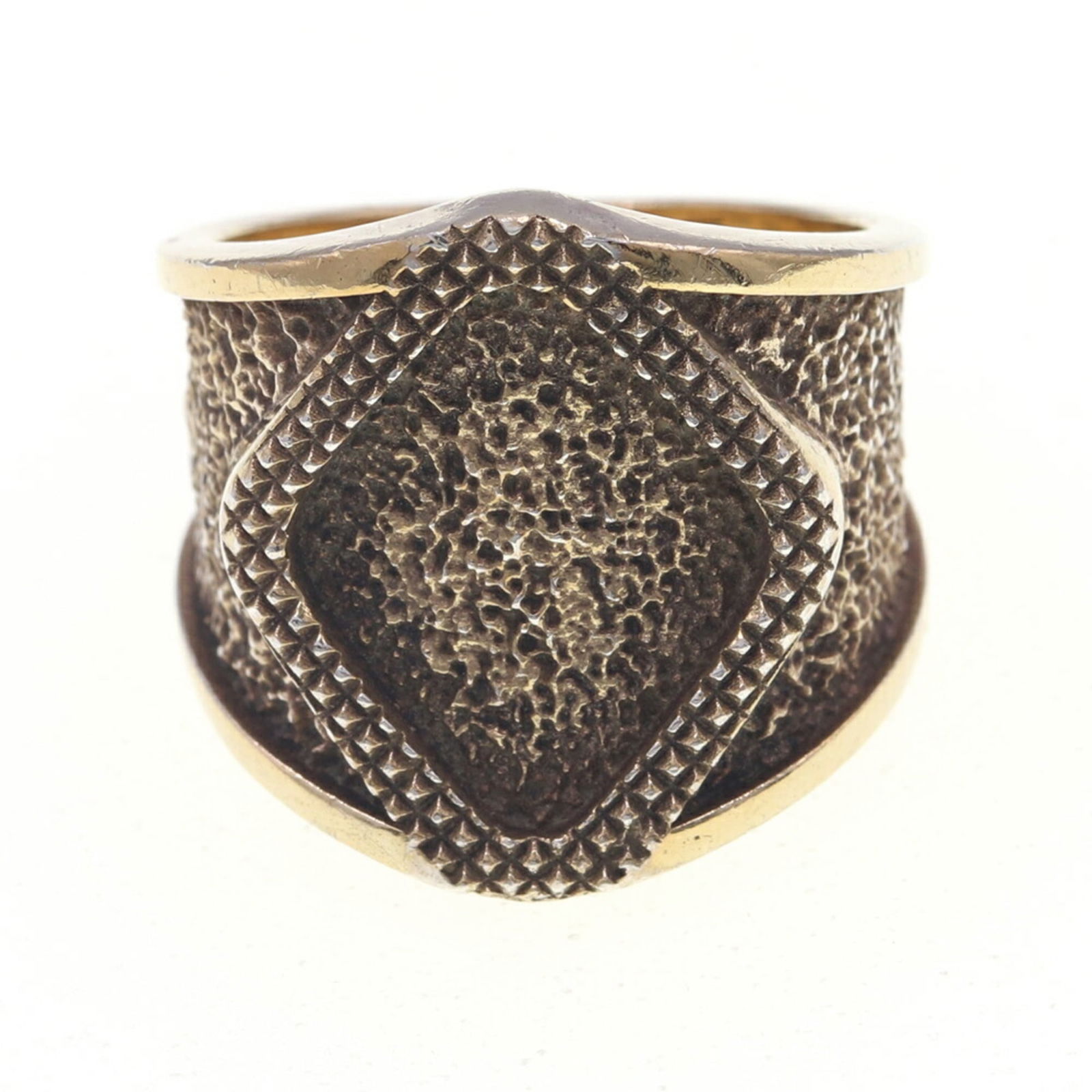 925 Bottega Veneta Band Ring Sterling Silver: 925 Bottega Veneta Band Ring Sterling Silver This listing features 925 Bottega Veneta Band Ring Sterling Silver. Item specifics are provided below. Item Specifics: Brand: Bottega Veneta Type: Band