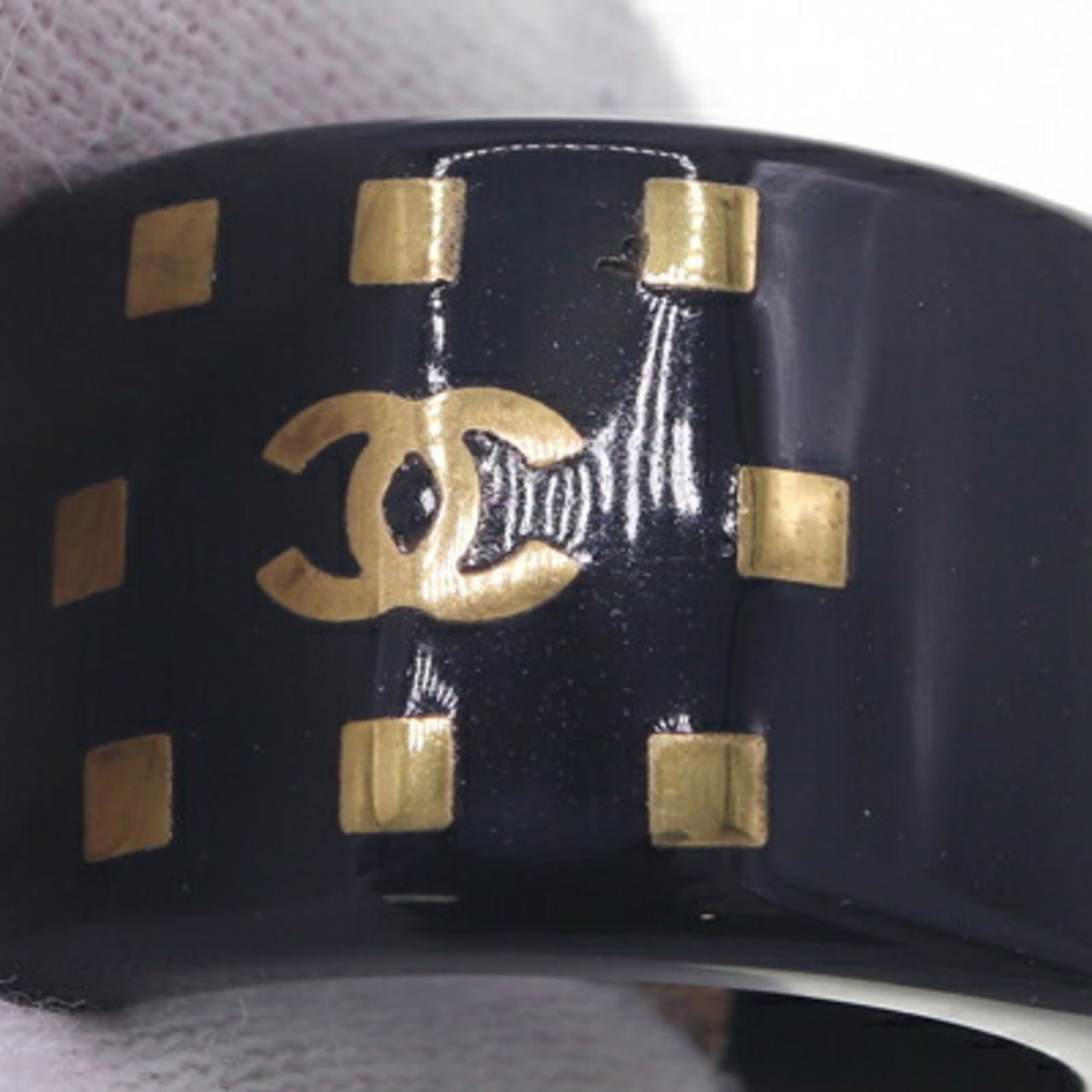 Plastic Chanel Band Ring - 5