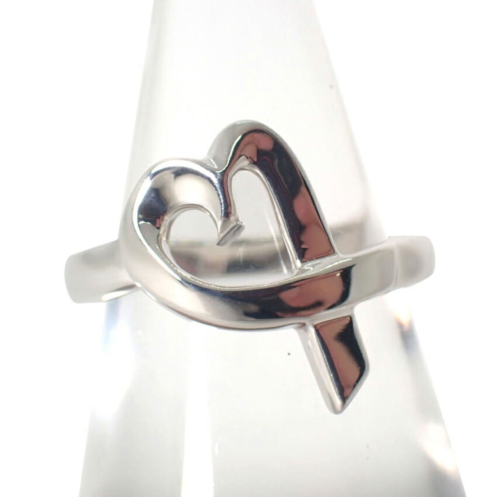 925 Tiffany Band Ring Sterling Silver: 925 Tiffany Band Ring Sterling Silver This listing features 925 Tiffany Band Ring Sterling Silver. Item specifics are provided below. Item Specifics: Brand: Tiffany Type: Band Ring Gender: Women