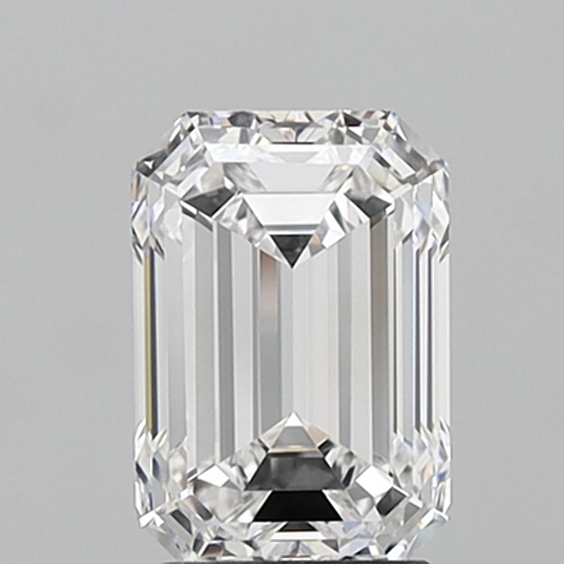 Loose Lab Diamond - IGI Emerald 2.7ct E IF: Loose Lab Diamond - IGI Emerald 2.7ct E IF This listing features Loose Lab Diamond - IGI Emerald 2.7ct E IF. Item specifics are provided below. Item Specifics: Source: This Is A Real Diamond Grown