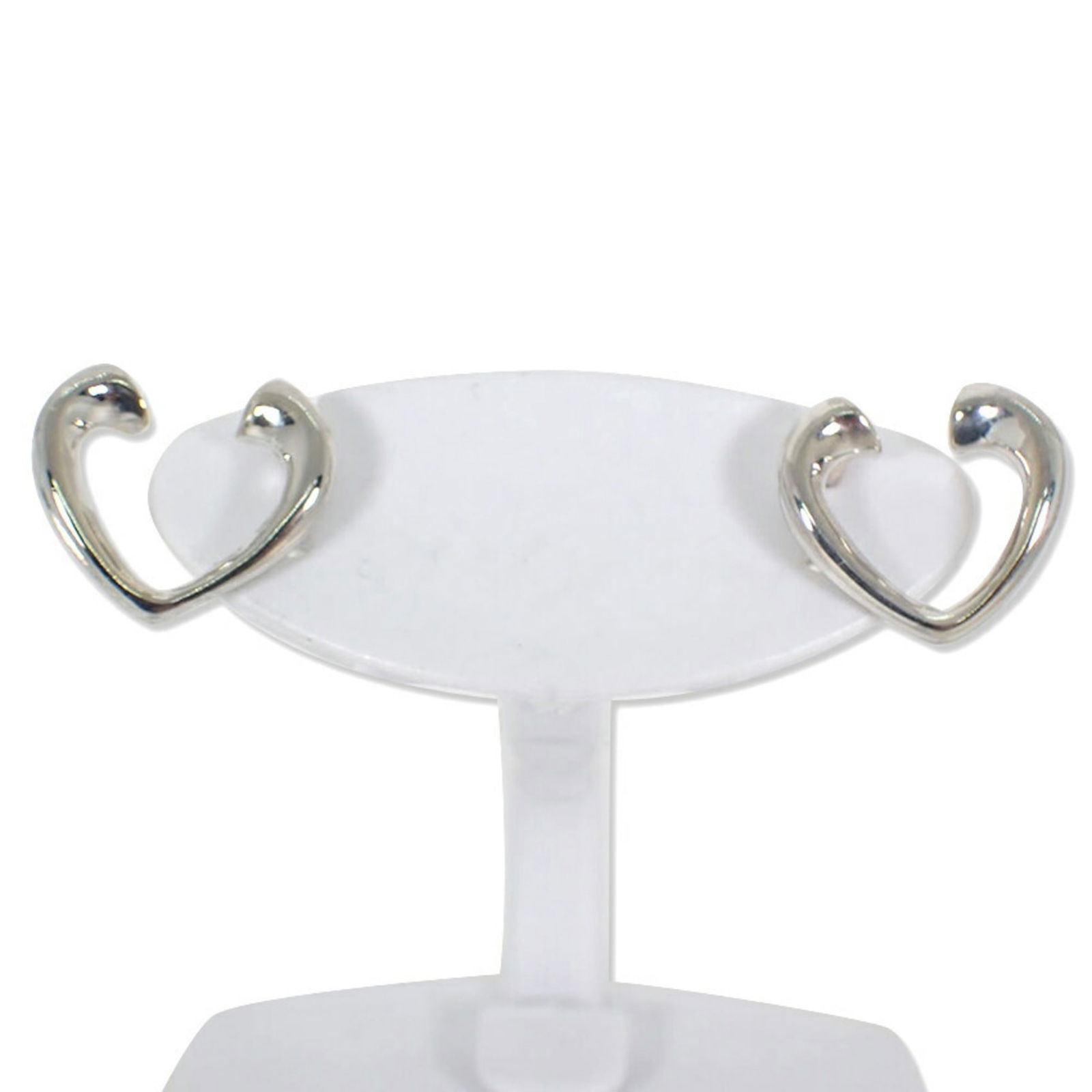 925 Tiffany Stud Earrings Sterling Silver: 925 Tiffany Stud Earrings Sterling Silver This listing features 925 Tiffany Stud Earrings Sterling Silver. Item specifics are provided below. Item Specifics: Brand: Tiffany Type: Stud Earrings