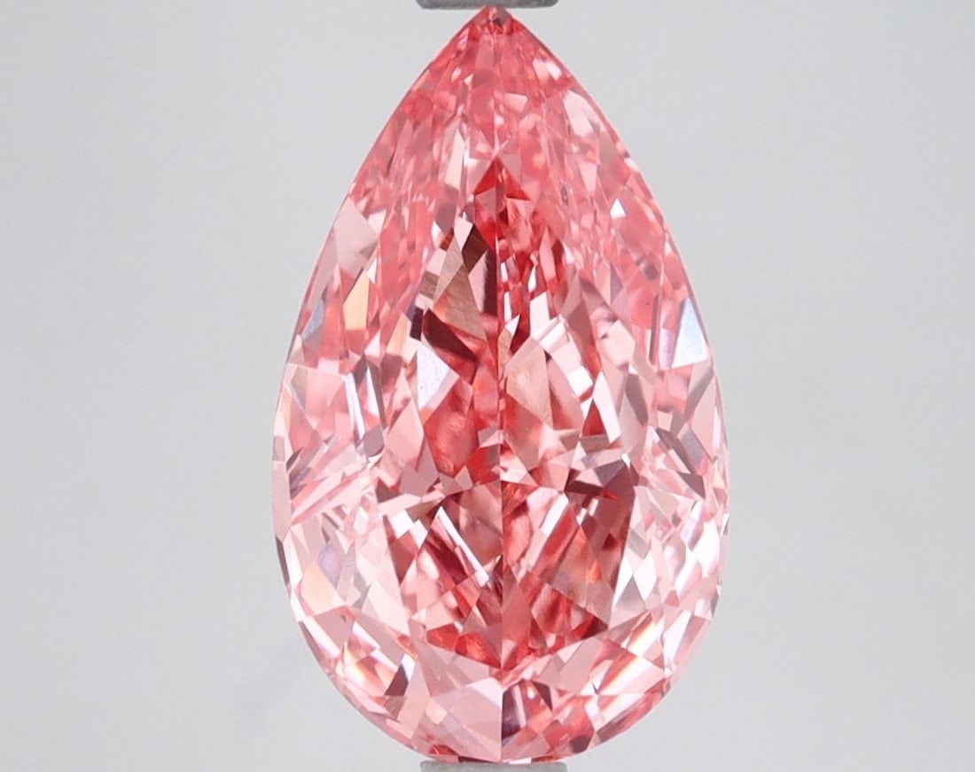 Loose Lab Diamond - IGI Pear 3.11ct Fancy Vivid Pink VVS2: Loose Lab Diamond - IGI Pear 3.11ct Fancy Vivid Pink VVS2 This listing features Loose Lab Diamond - IGI Pear 3.11ct Fancy Vivid Pink VVS2. Item specifics are provided below. Item Specifics: Source: