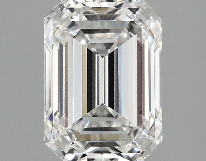 Loose Lab Diamond - IGI Emerald 2.1ct E VVS2: Loose Lab Diamond - IGI Emerald 2.1ct E VVS2 This listing features Loose Lab Diamond - IGI Emerald 2.1ct E VVS2. Item specifics are provided below. Item Specifics: Source: This Is A Real Diamond