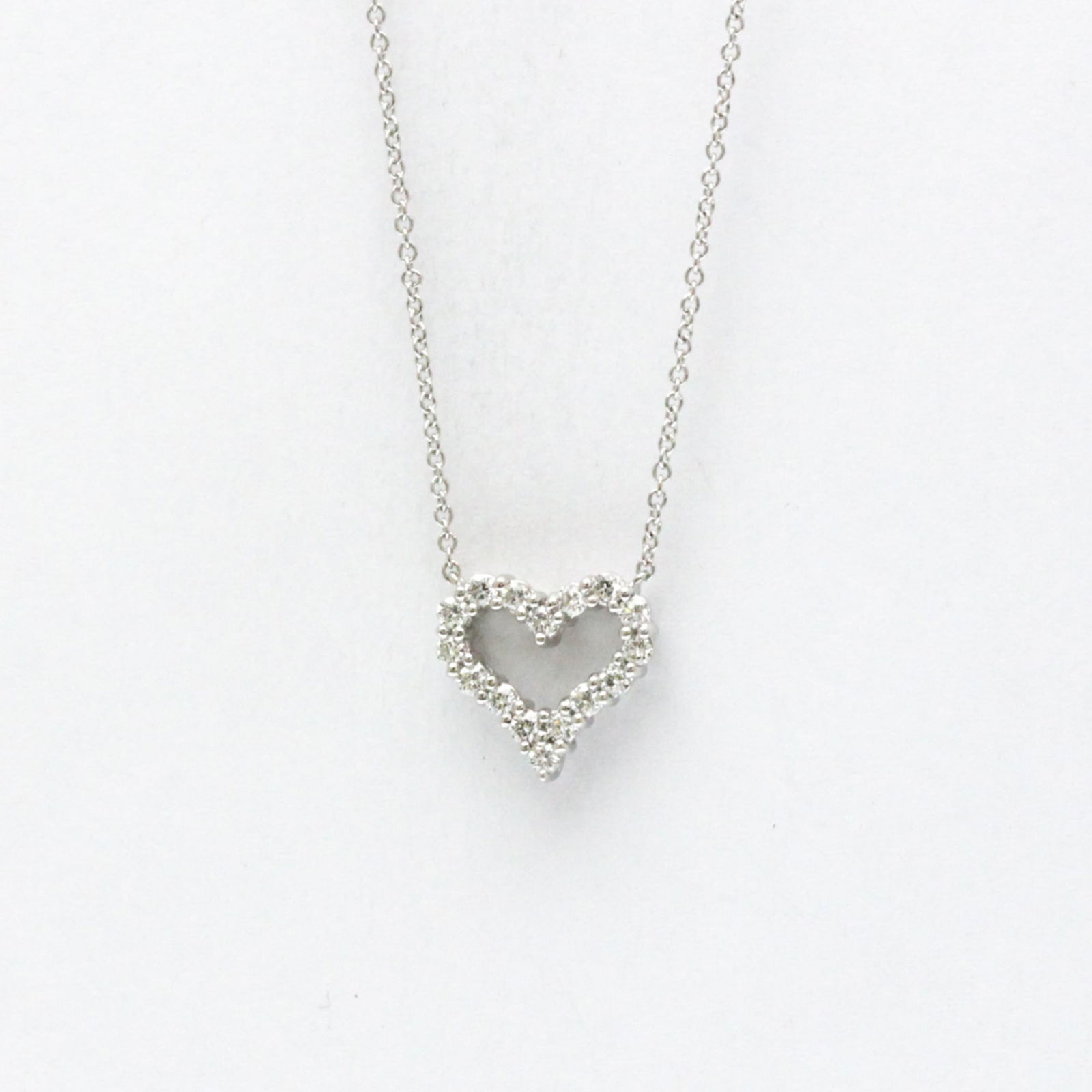 Women Fashion Pendant Necklace (Silver) - Tiffany Sentimental Heart Mini Necklace Platinum Diamond: Women Fashion Pendant Necklace (Silver) - Tiffany Sentimental Heart Mini Necklace Platinum Diamond Men This listing features Women Fashion Pendant Necklace (Silver) - Tiffany Sentimental Heart Mini