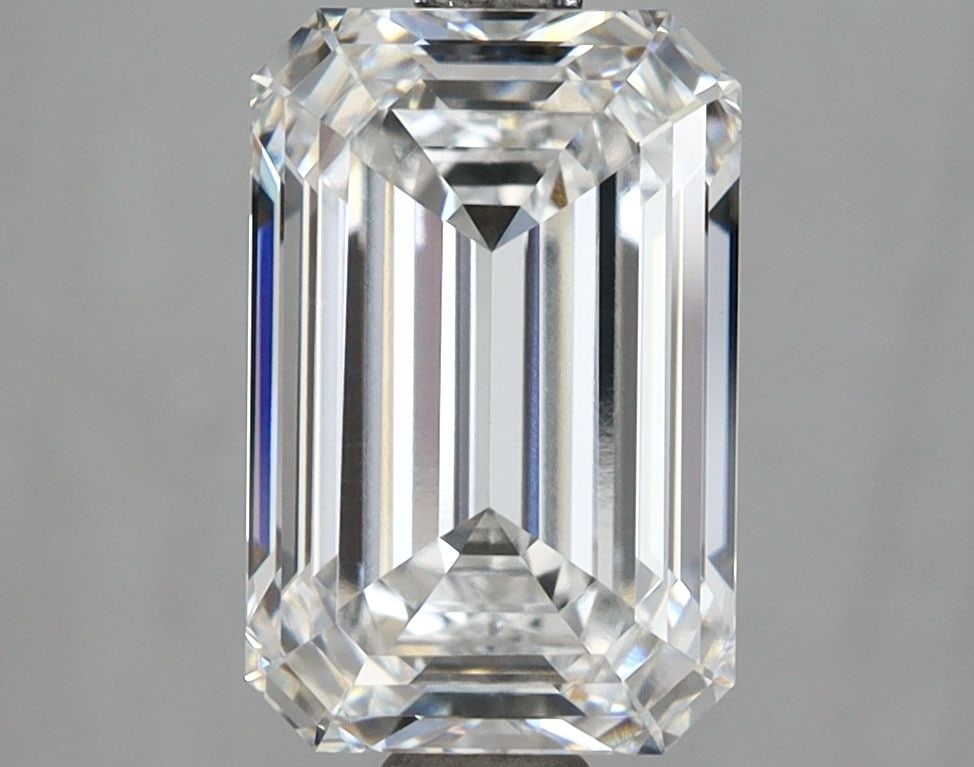 Loose Lab Diamond - IGI Emerald 3.05ct D VVS2: Loose Lab Diamond - IGI Emerald 3.05ct D VVS2 This listing features Loose Lab Diamond - IGI Emerald 3.05ct D VVS2. Item specifics are provided below. Item Specifics: Source: This Is A Real Diamond Gro