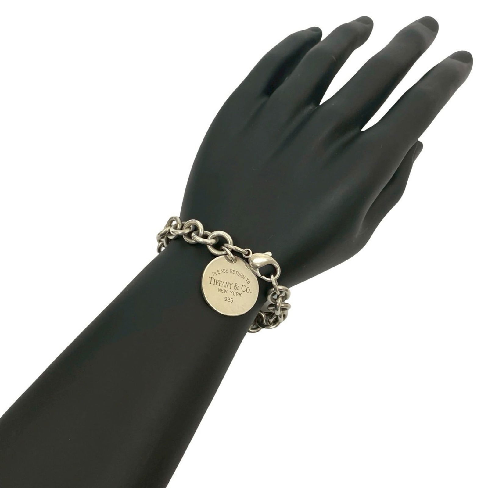 925 Tiffany Charm Bracelet Silver: 925 Tiffany Charm Bracelet Silver This listing features 925 Tiffany Charm Bracelet Silver. Item specifics are provided below. Item Specifics: Brand: Tiffany Type: Charm Bracelet Gender: Women Material