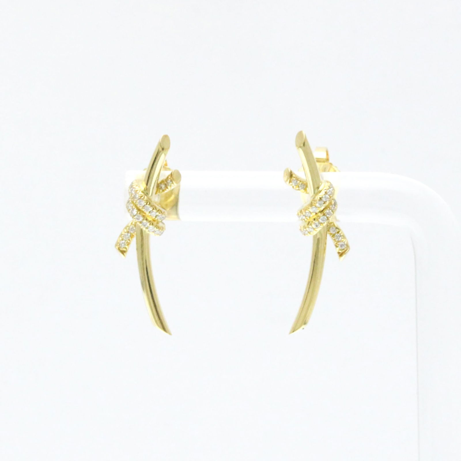 (18K) Tiffany Stud Earrings Yellow Gold: (18K) Tiffany Stud Earrings Yellow Gold This listing features (18K) Tiffany Stud Earrings Yellow Gold. Item specifics are provided below. Item Specifics: Brand: Tiffany Type: Stud Earrings Style: