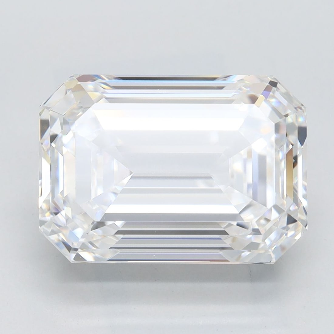 Loose Lab Diamond - GIA Emerald 5.02ct D VVS1: Loose Lab Diamond - GIA Emerald 5.02ct D VVS1 This listing features Loose Lab Diamond - GIA Emerald 5.02ct D VVS1. Item specifics are provided below. Item Specifics: Source: This Is A Real Diamond