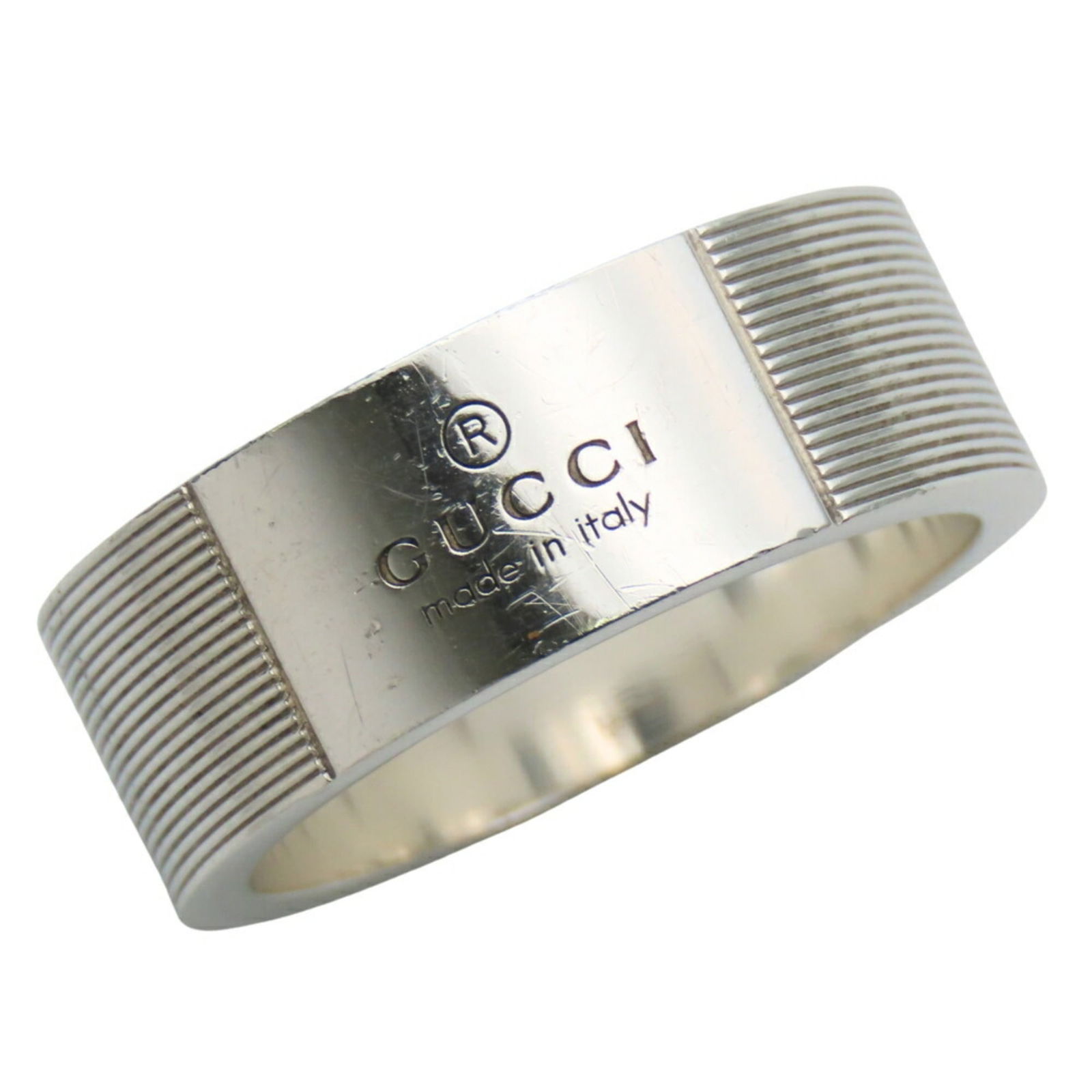 925 Gucci Band Ring Silver: 925 Gucci Band Ring Silver This listing features 925 Gucci Band Ring Silver. Item specifics are provided below. Item Specifics: Brand: Gucci Type: Band Ring Gender: Men Color: Silver Material: