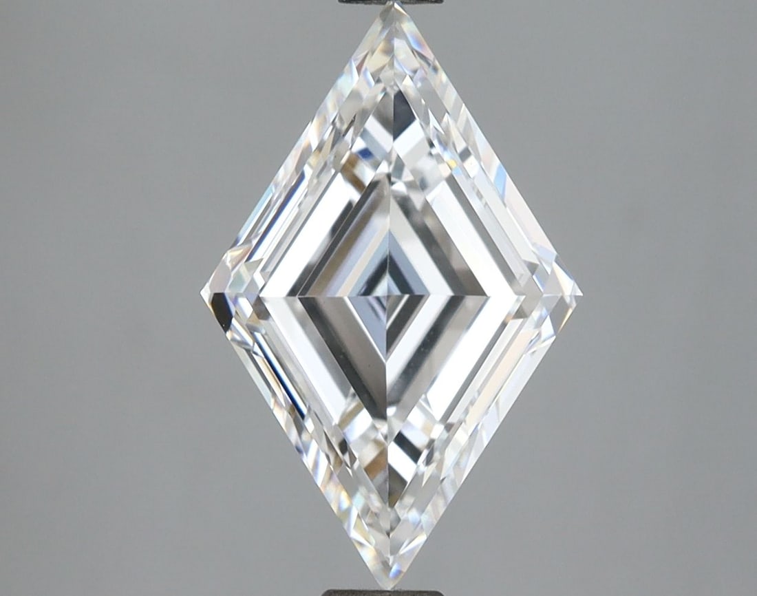 Loose Lab Diamond - IGI Lozenge 3.03ct D VVS2: Loose Lab Diamond - IGI Lozenge 3.03ct D VVS2 This listing features Loose Lab Diamond - IGI Lozenge 3.03ct D VVS2. Item specifics are provided below. Item Specifics: Source: This Is A Real Diamond