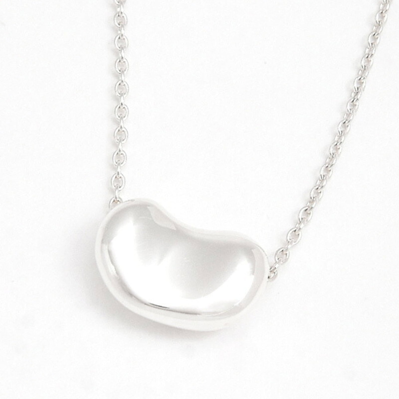SV925 - Tiffany Elsa Peretti Bean Pendant Necklace for Women - Sterling Silver: SV925 - Tiffany Elsa Peretti Bean Pendant Necklace for Women - Sterling Silver This listing features SV925 - Tiffany Elsa Peretti Bean Pendant Necklace for Women - Sterling Silver. Item specifics are