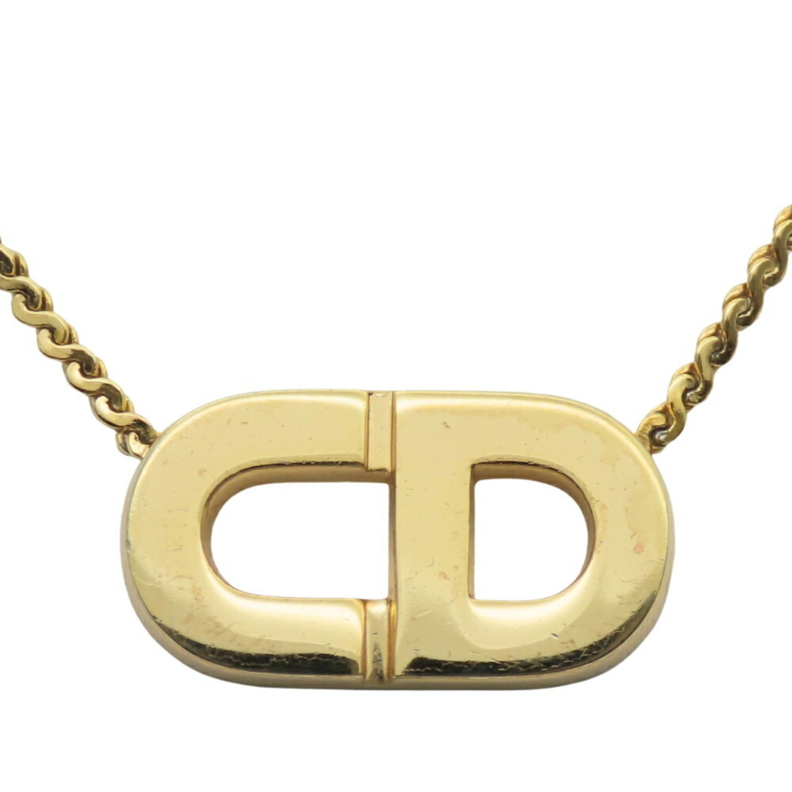Necklace Christian Dior Women's Metal GP: Necklace Christian Dior Women's Metal GP This listing features Necklace Christian Dior Women's Metal GP. Item specifics are provided below. Item Specifics: Brand: Christian Dior Necklace Type: