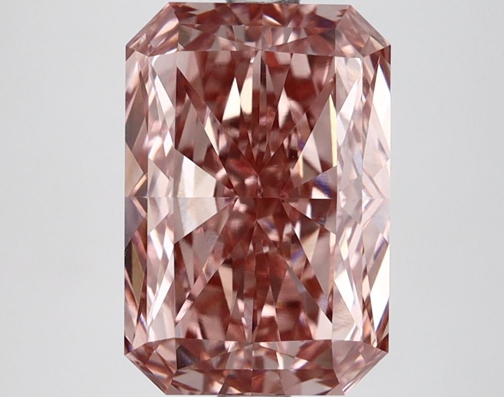 Loose Lab Diamond - IGI Radiant 3.57ct Fancy Vivid Pink VVS2: Loose Lab Diamond - IGI Radiant 3.57ct Fancy Vivid Pink VVS2 This listing features Loose Lab Diamond - IGI Radiant 3.57ct Fancy Vivid Pink VVS2. Item specifics are provided below. Item Specifics: Sour